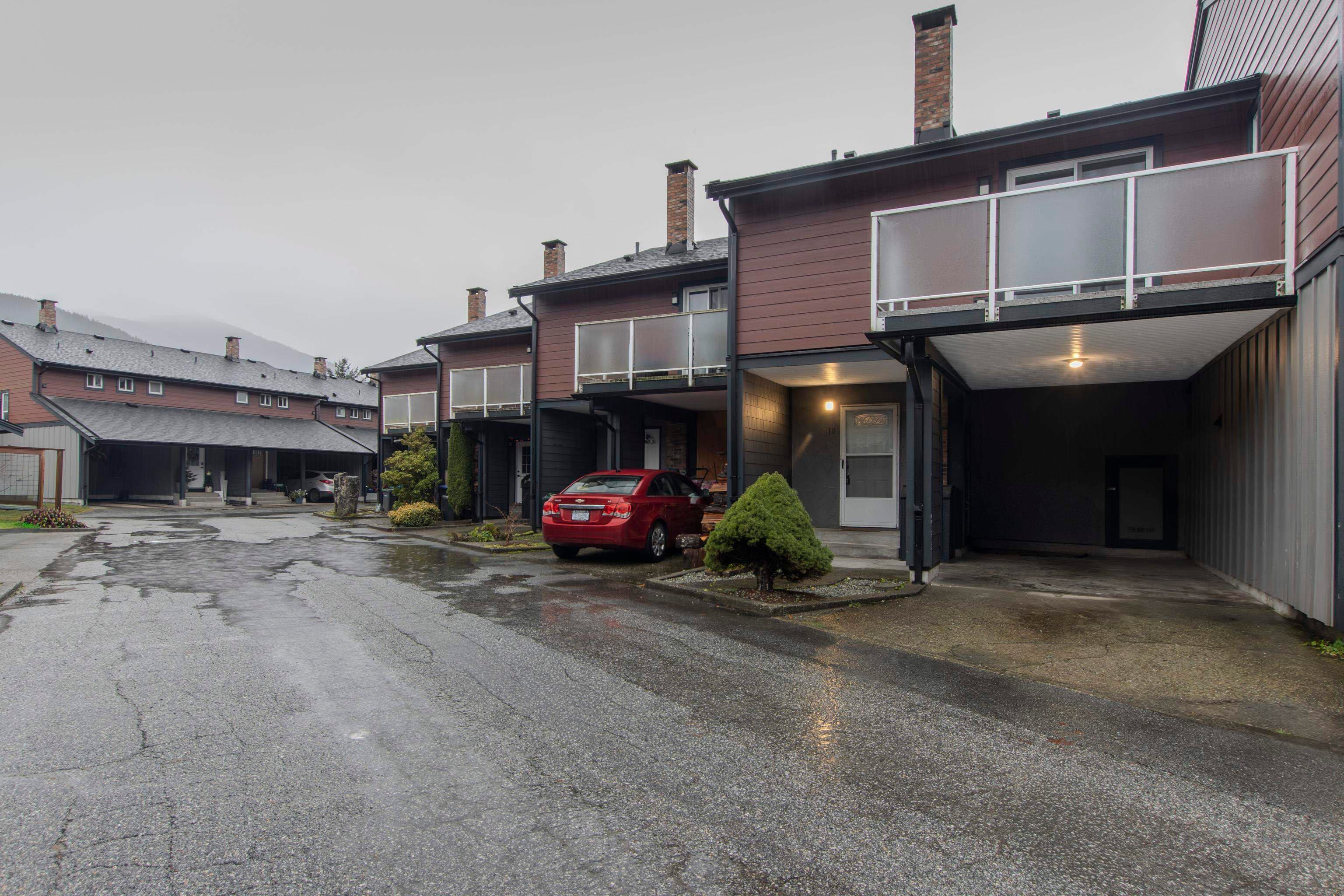 10 - 1500 Judd Road, Squamish, V0N 1T0 — photo 1
