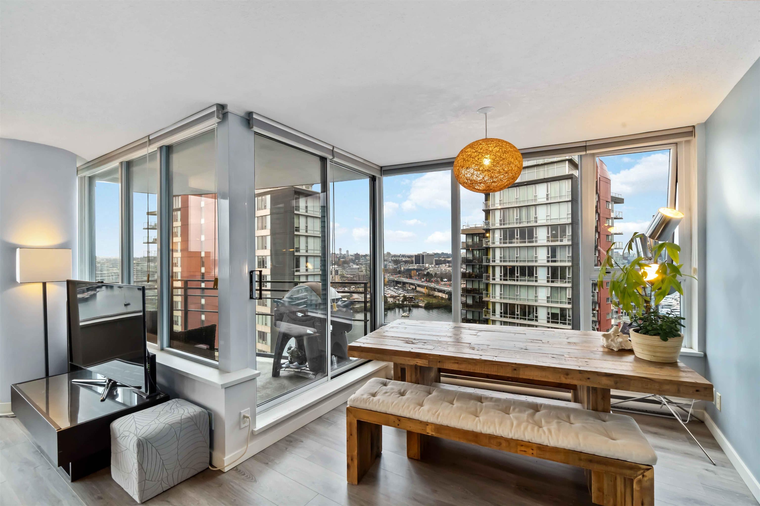 2303 - 33 Smithe Street, Vancouver, V6B 0B5 — photo 4