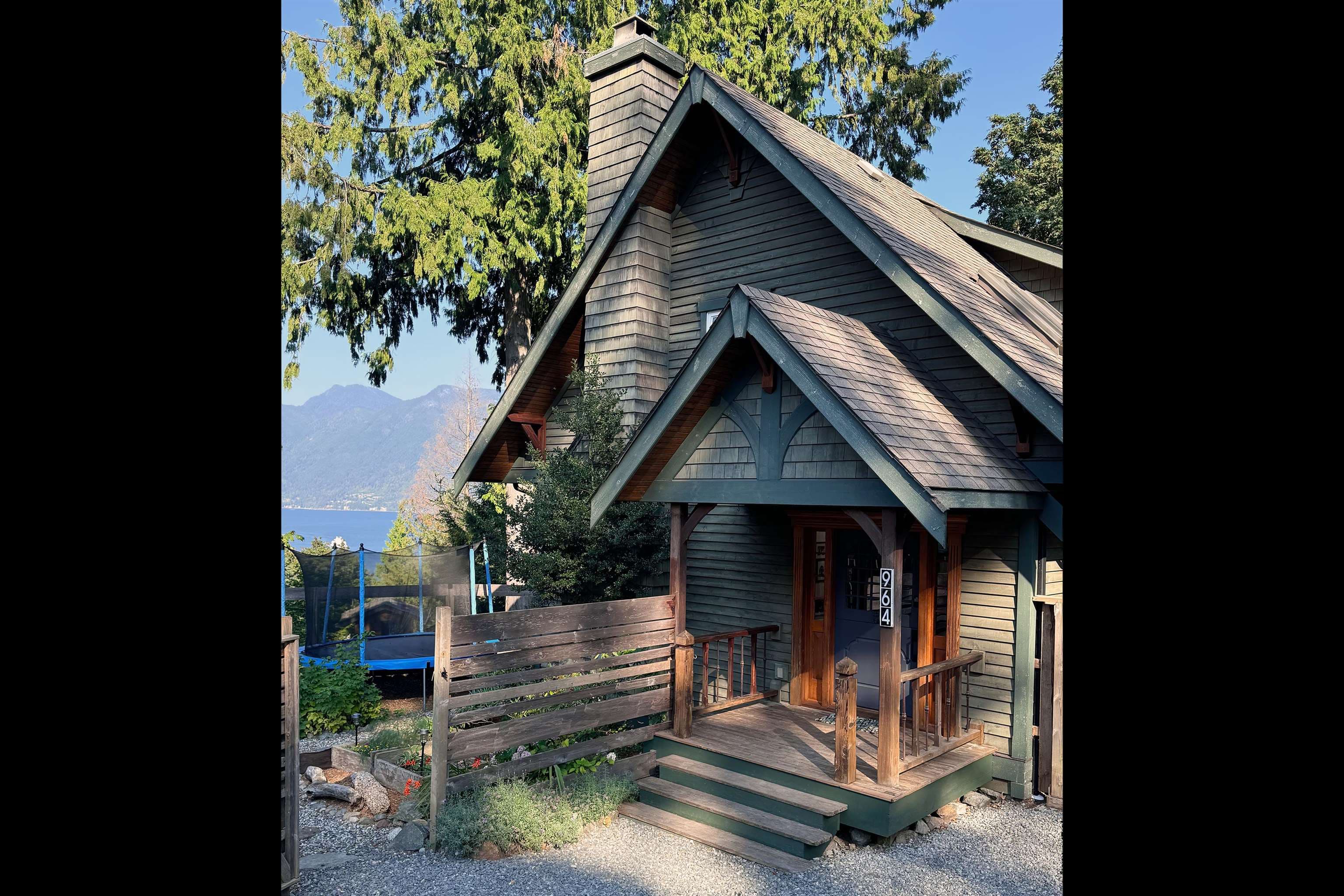 964 Village Drive, Bowen Island — sold