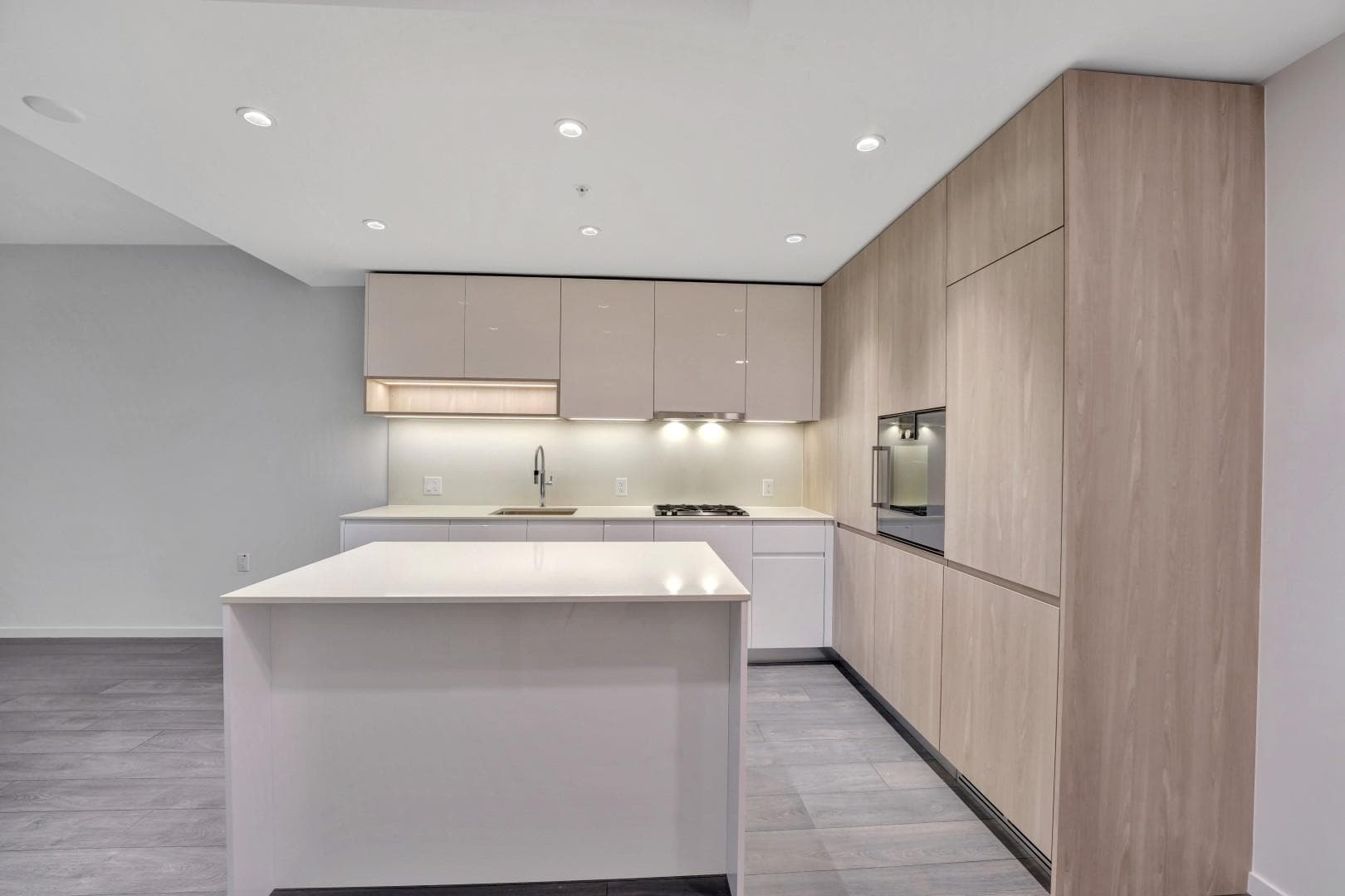 404 - 6200 Minoru Boulevard, Richmond, V6Y 0M9 — photo 3