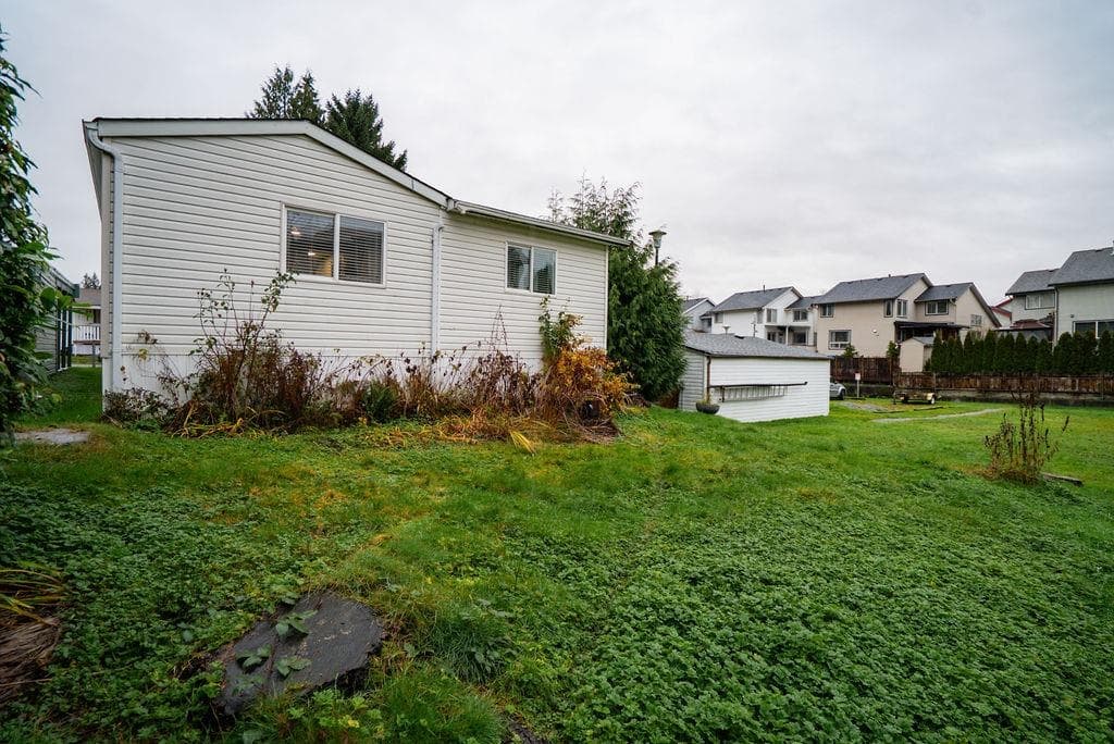 19728 Poplar Place, Pitt Meadows, V3Y 1Z3 — photo 5