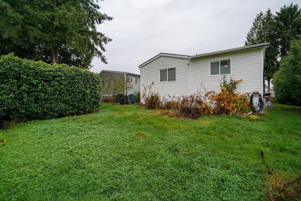 19728 Poplar Place, Pitt Meadows, V3Y 1Z3 — photo 4