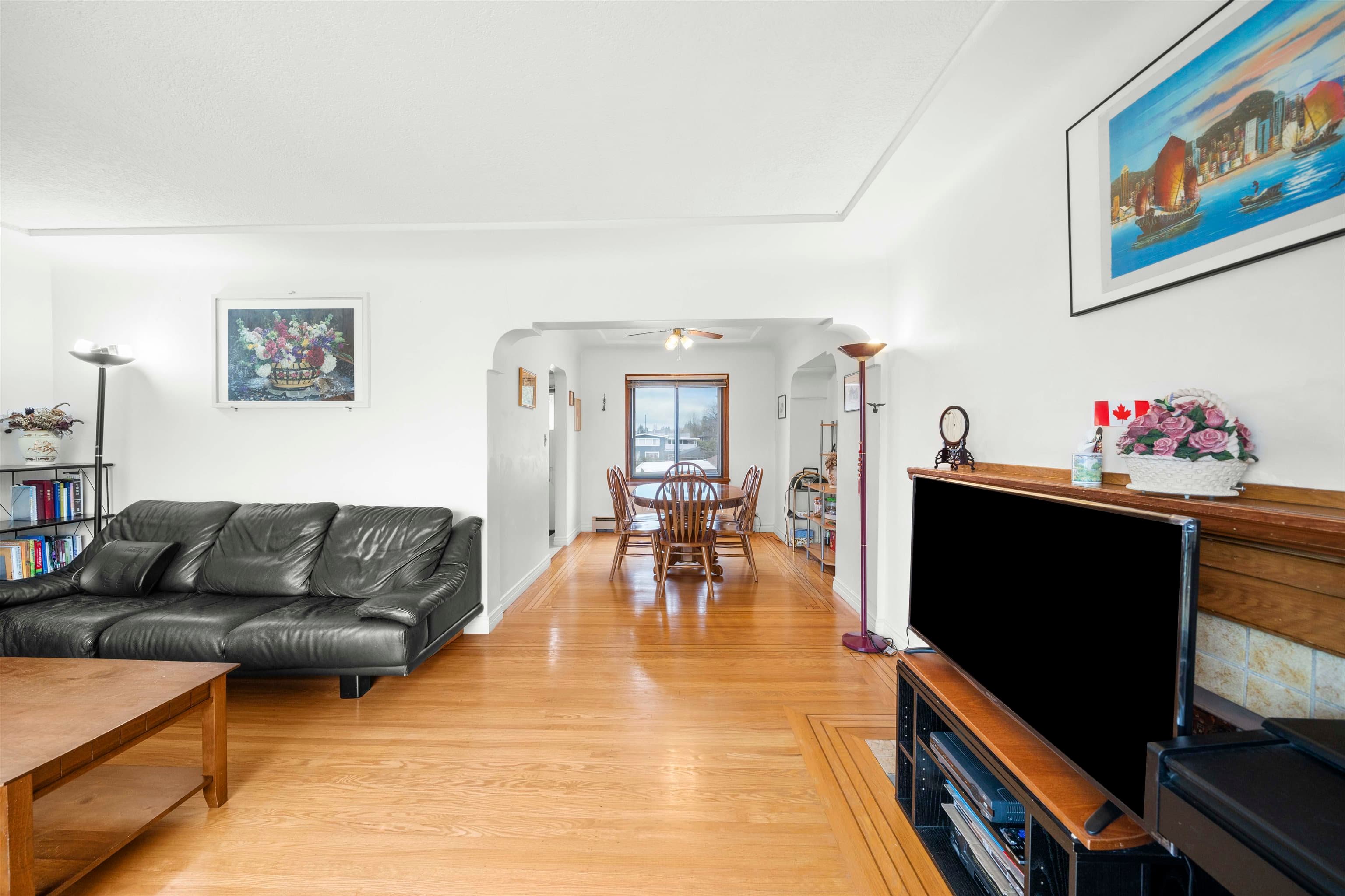 1371 Duthie Avenue, Burnaby, V5A 2R5 — photo 4