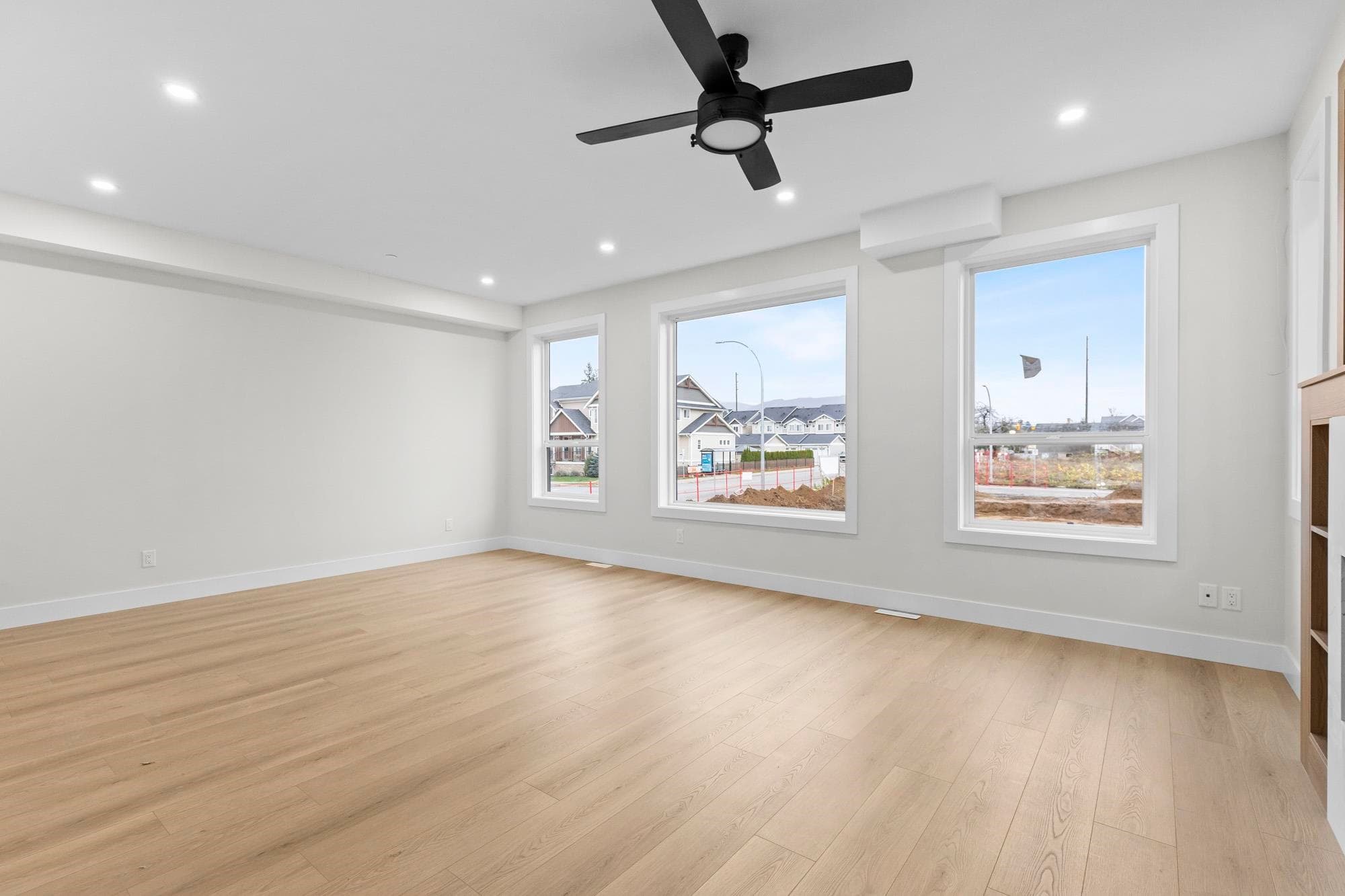 8588 Dunbar Way, Mission, V4S 0A7 — photo 5