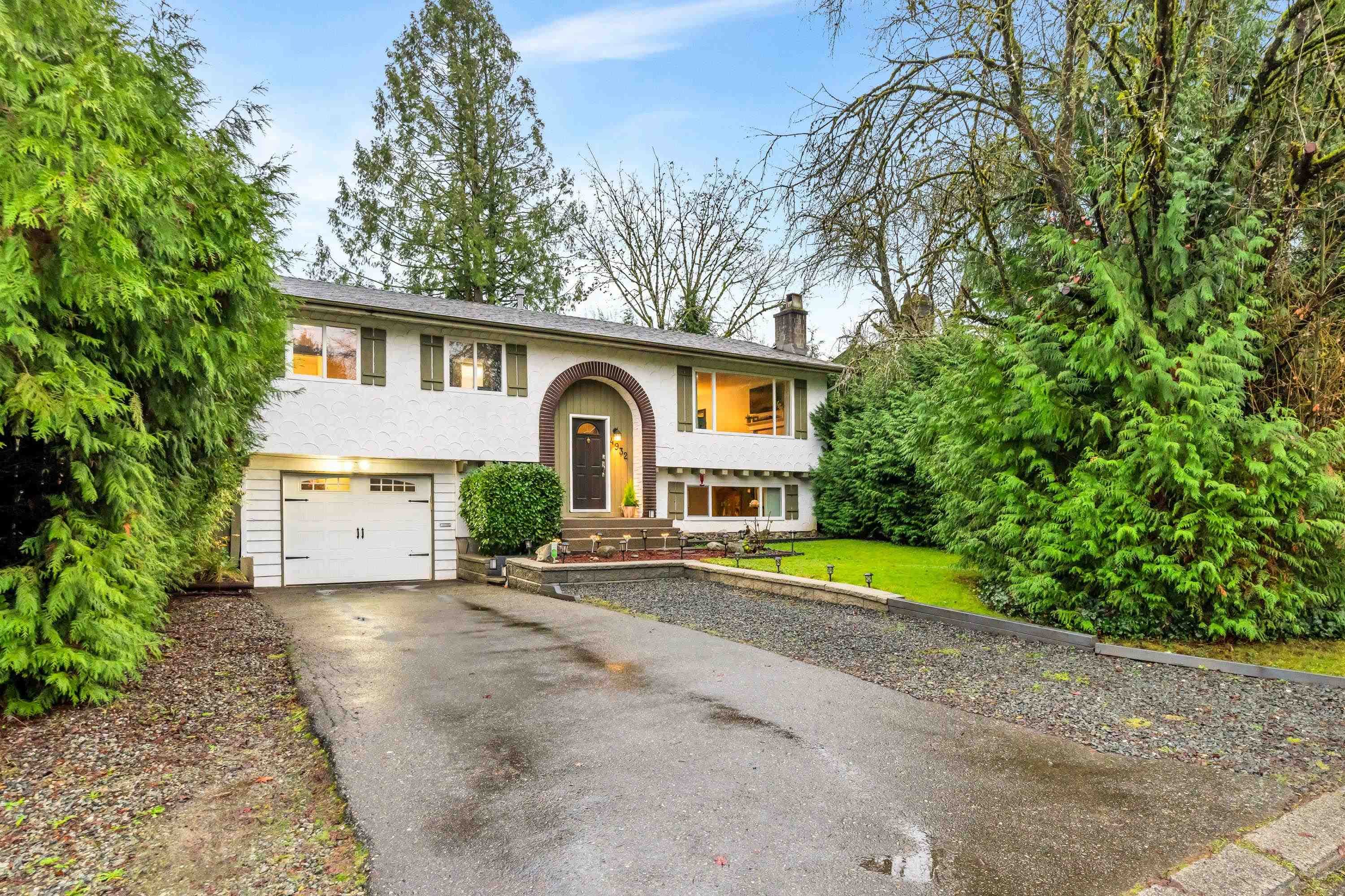 4932 205 Street, Langley, V3A 5P7 — photo 2