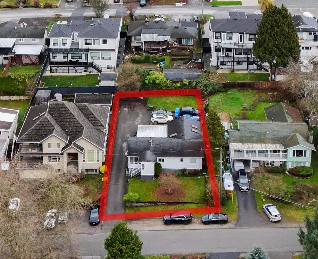 10846 129 Street Street, Surrey, V3T 3H8 — photo 2