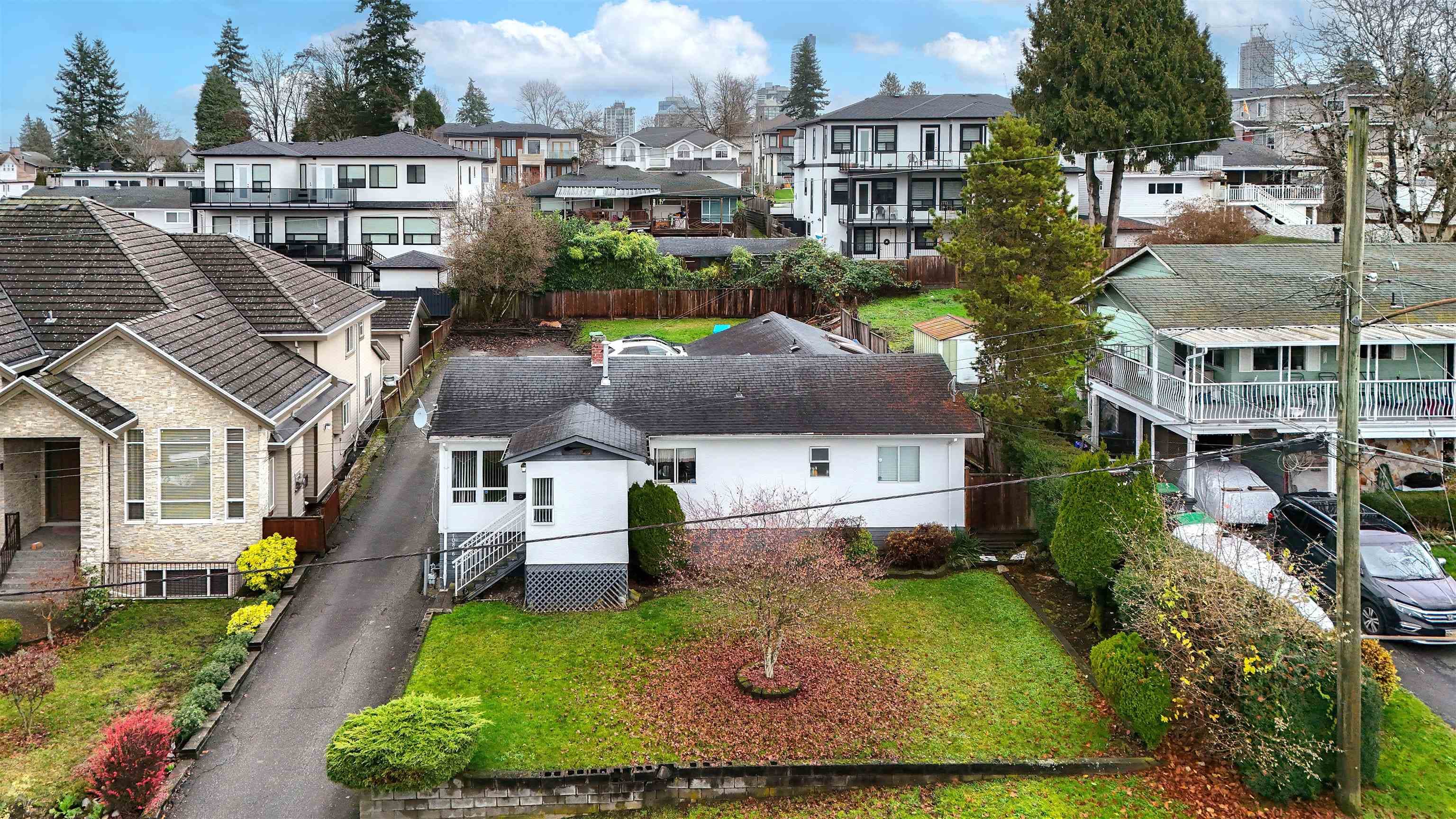 10846 129 Street Street, Surrey, V3T 3H8 — photo 3