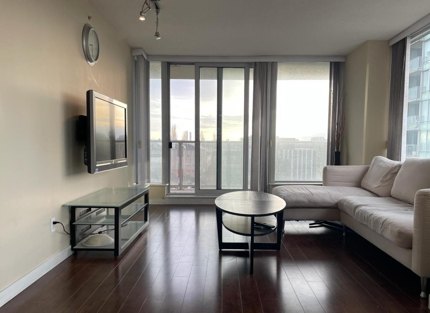 908 - 5068 Kwantlen Street, Richmond, V6X 4K4 — photo 5