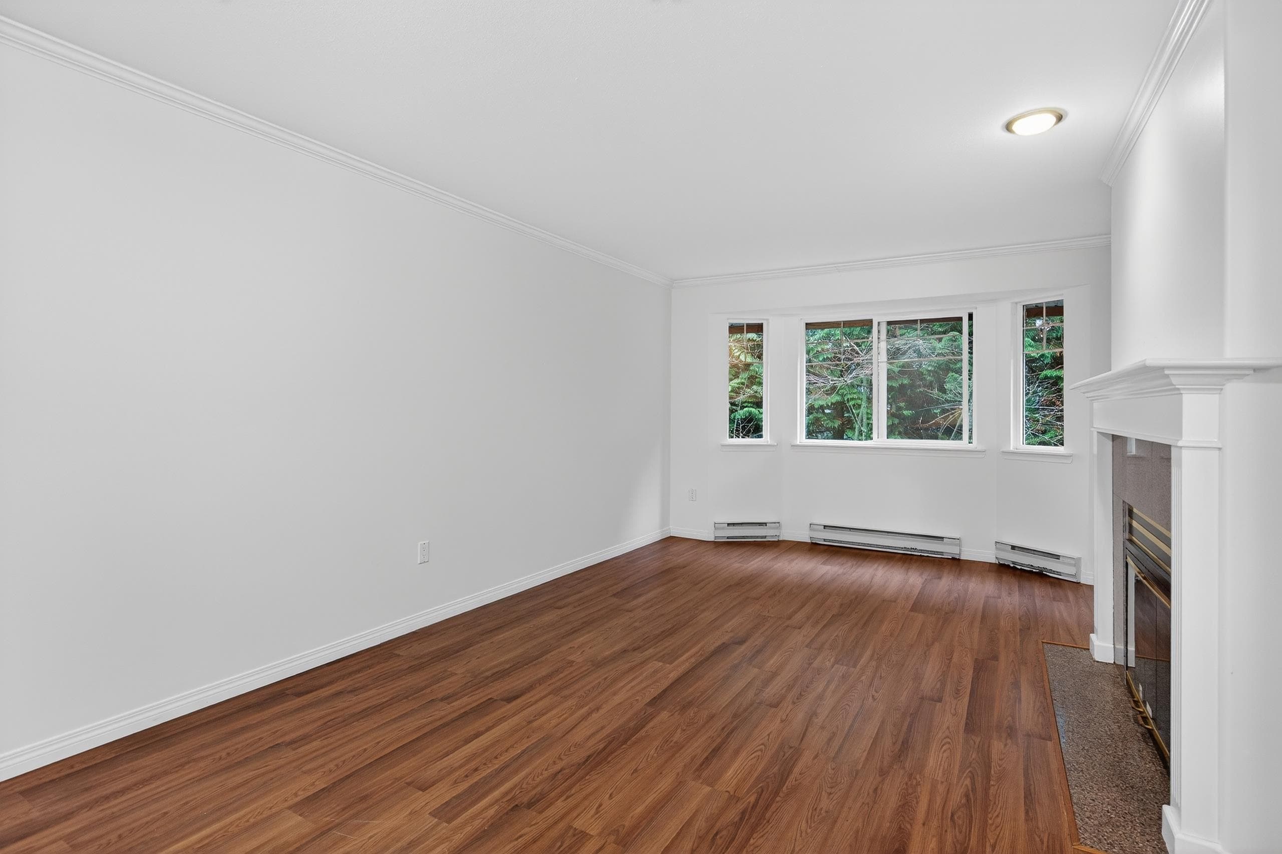 303 - 9865 140 Street, Surrey, V3T 4M4 — photo 3