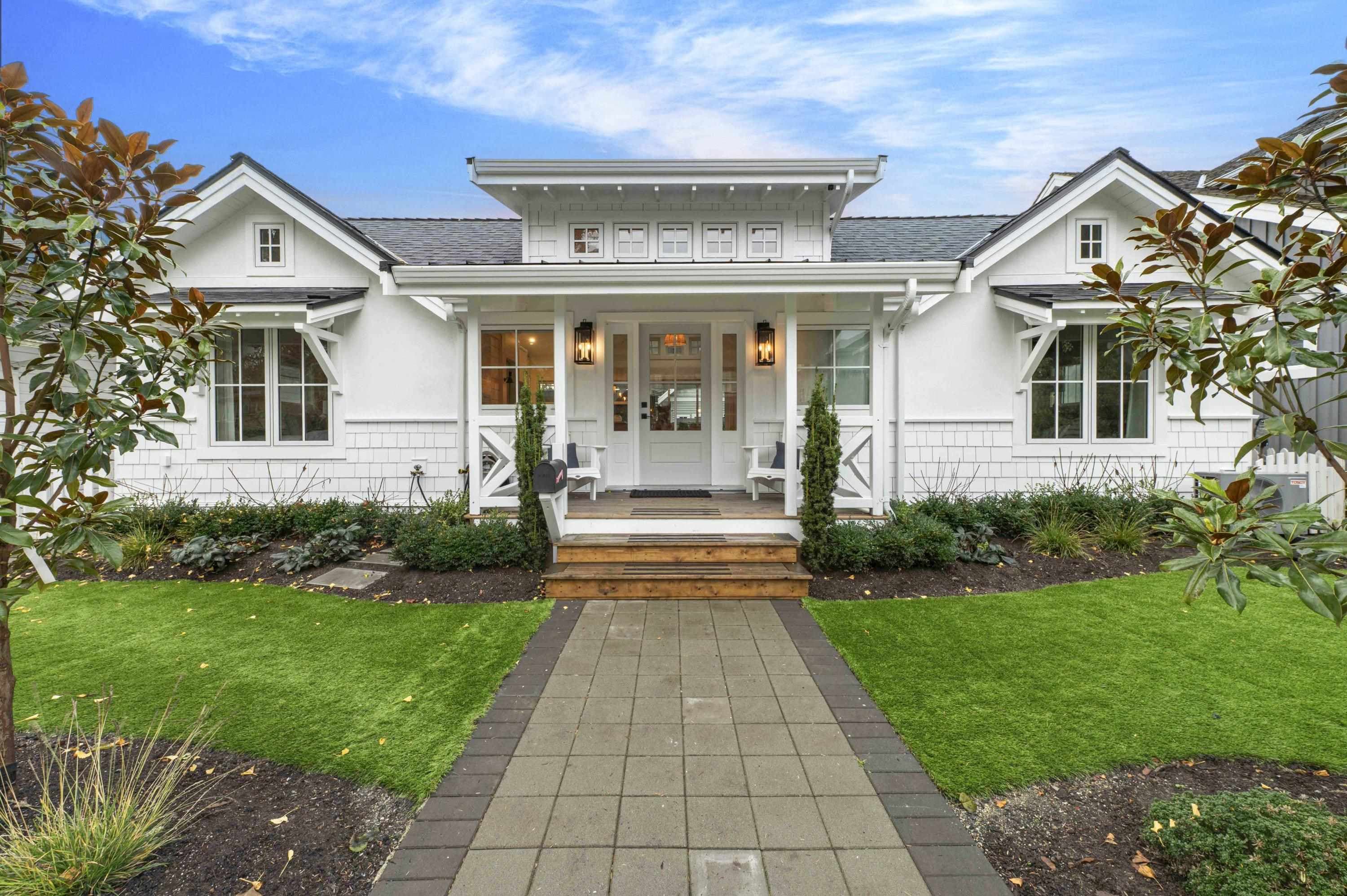 2831 Gordon Avenue, Surrey, V4A 3J5 — photo 2