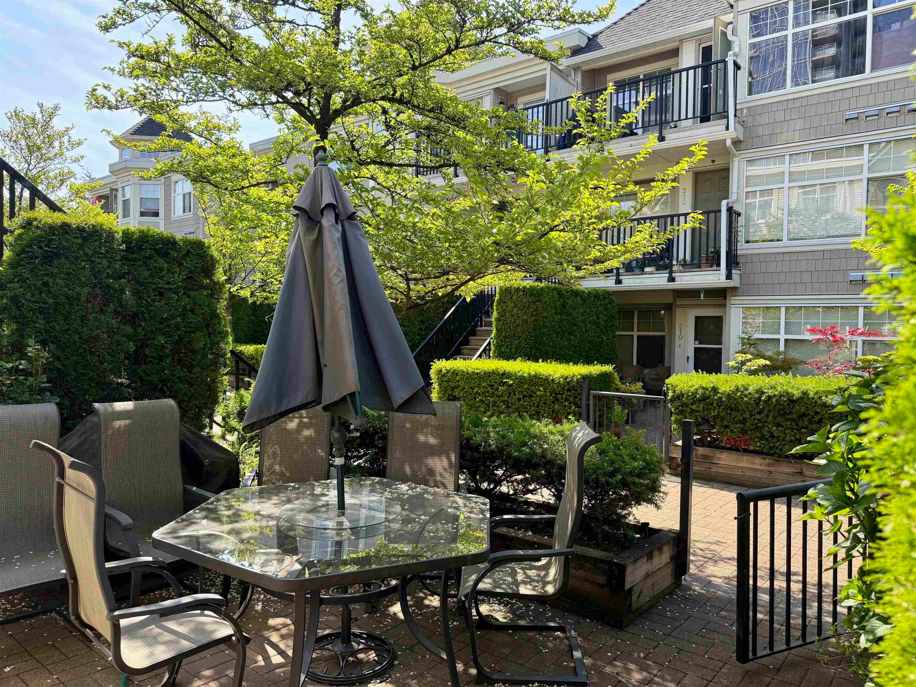 12 - 7077 Edmonds Street, Burnaby, V3N 1A3 — photo 2