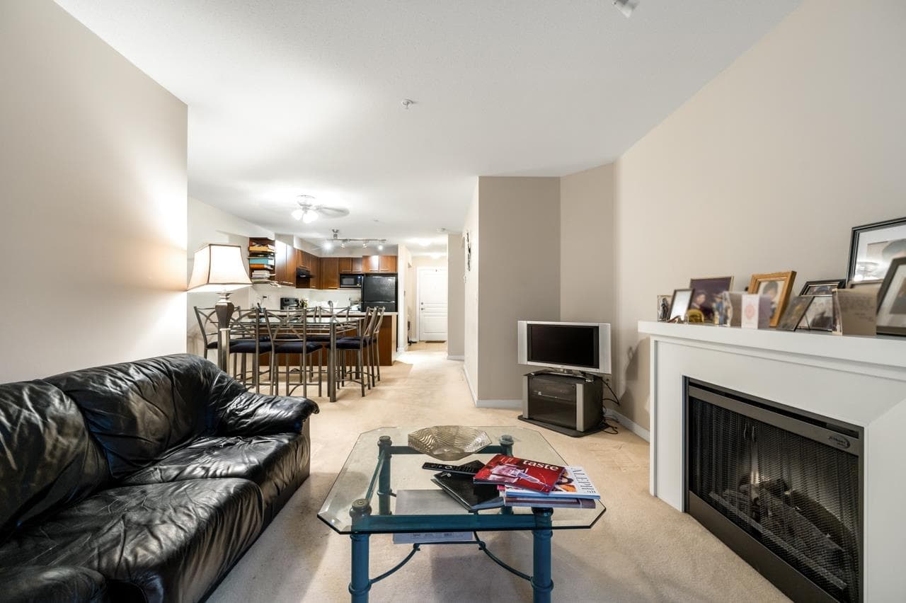 210 - 4868 Brentwood Drive, Burnaby, V5C 0C2 — photo 2