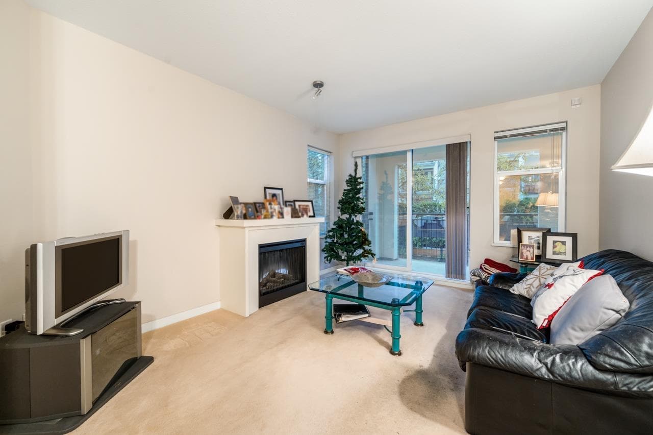 210 - 4868 Brentwood Drive, Burnaby, V5C 0C2 — photo 4