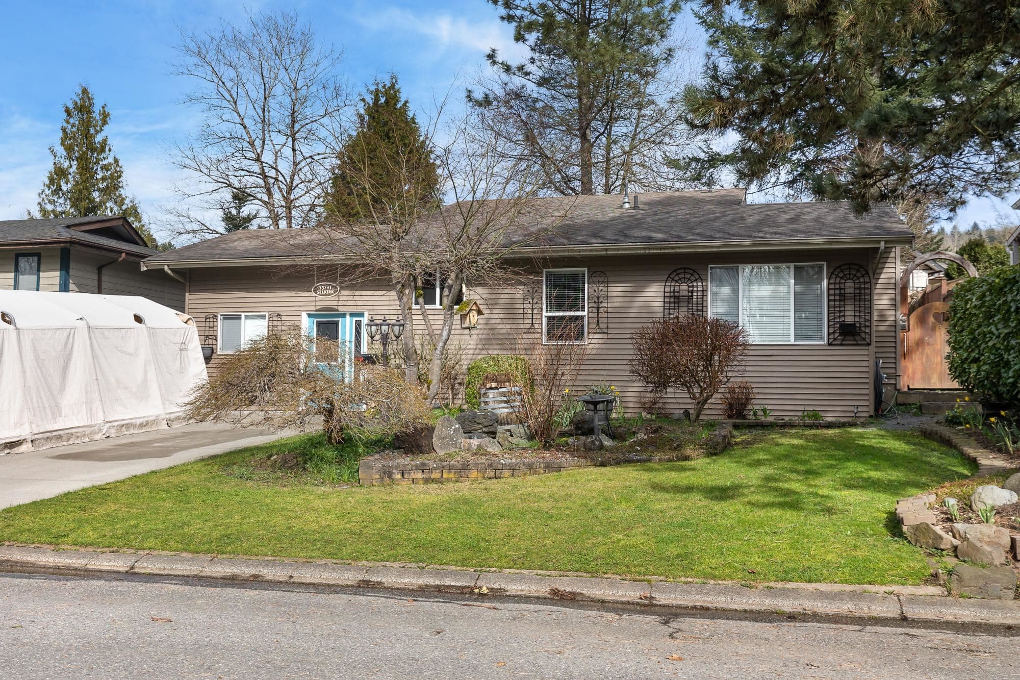 35291 Selkirk Avenue, Abbotsford, V2S 8L1 — photo 2