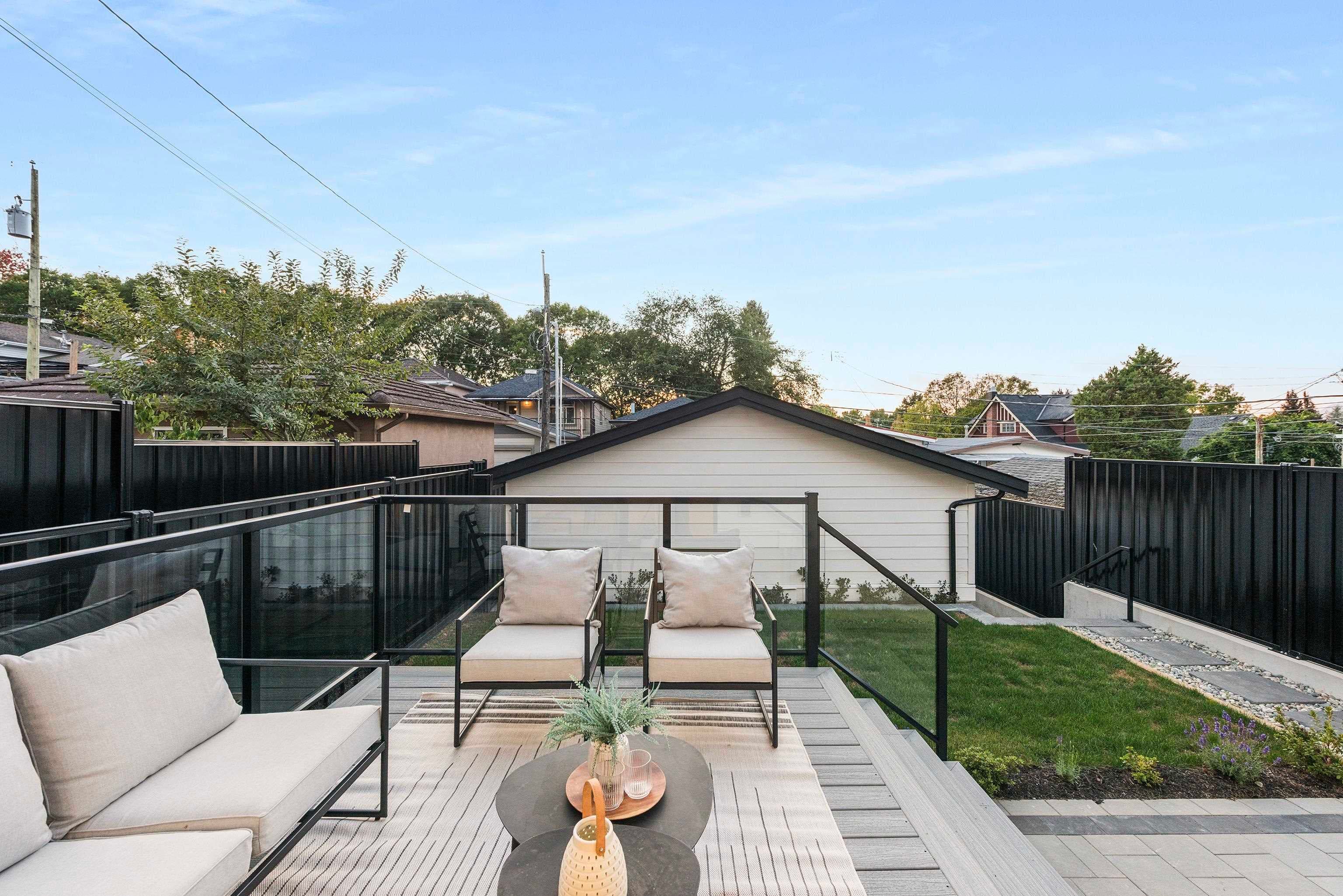 2 - 4855 Dumfries Street, Vancouver
