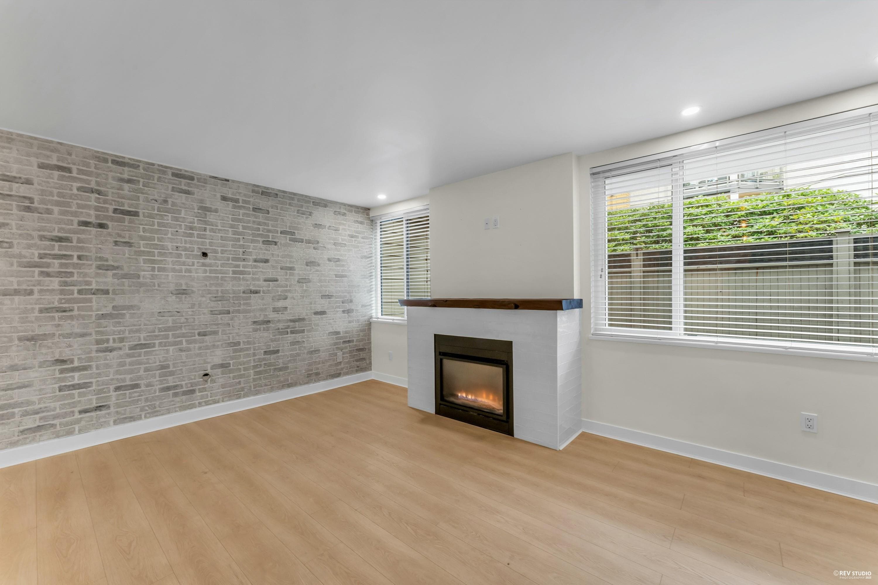 110 - 15282 19 Avenue, Surrey, V4A 1X6 — photo 3