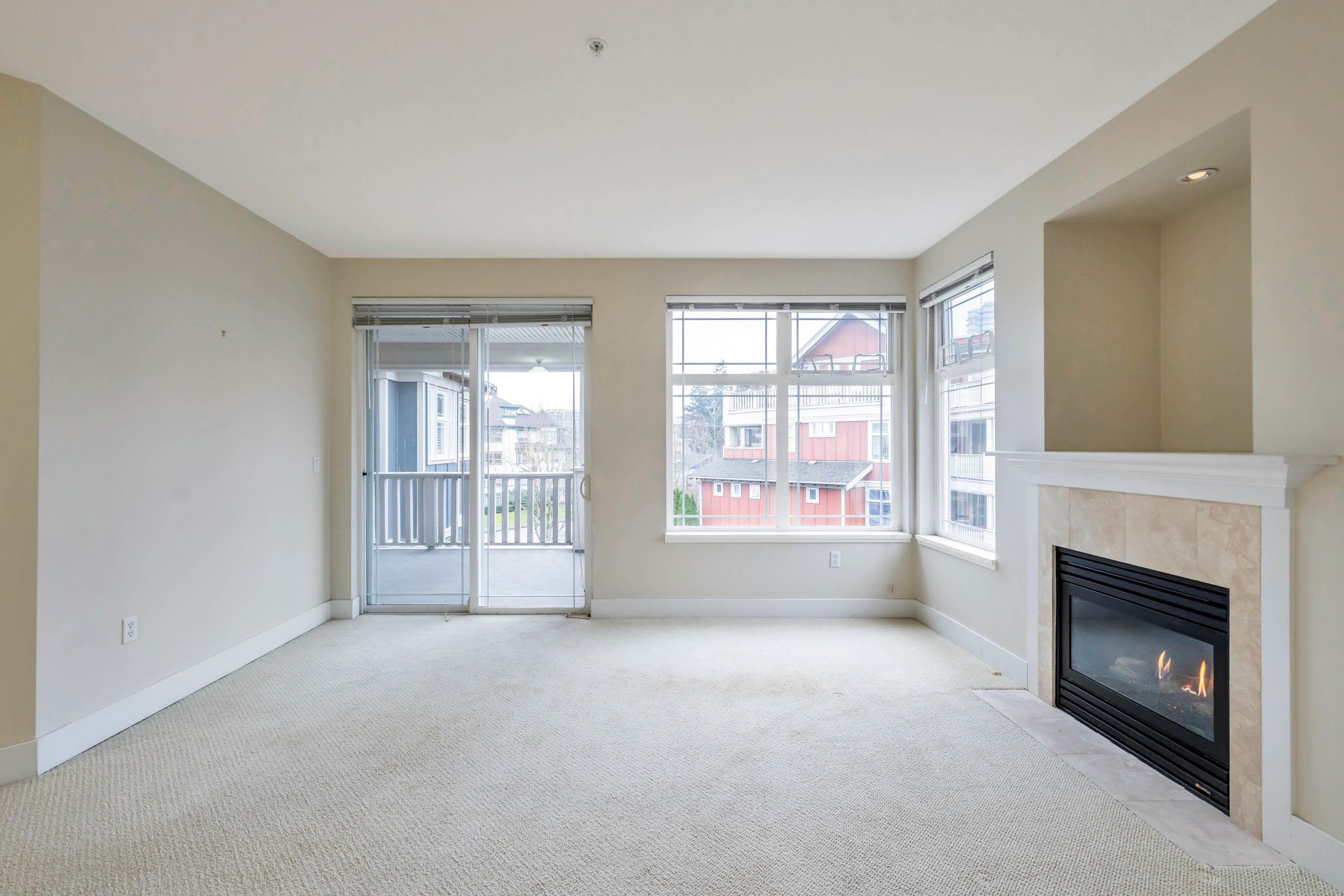 304 - 15392 16a Avenue, Surrey, V4A 1S9 — photo 3