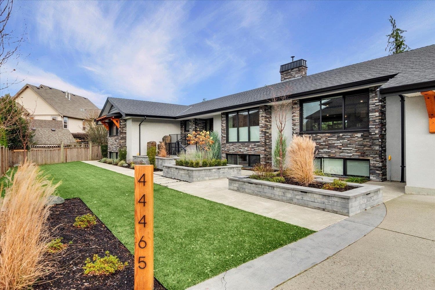 44465 Eena Drive, Chilliwack, V2R 5N5 — photo 3