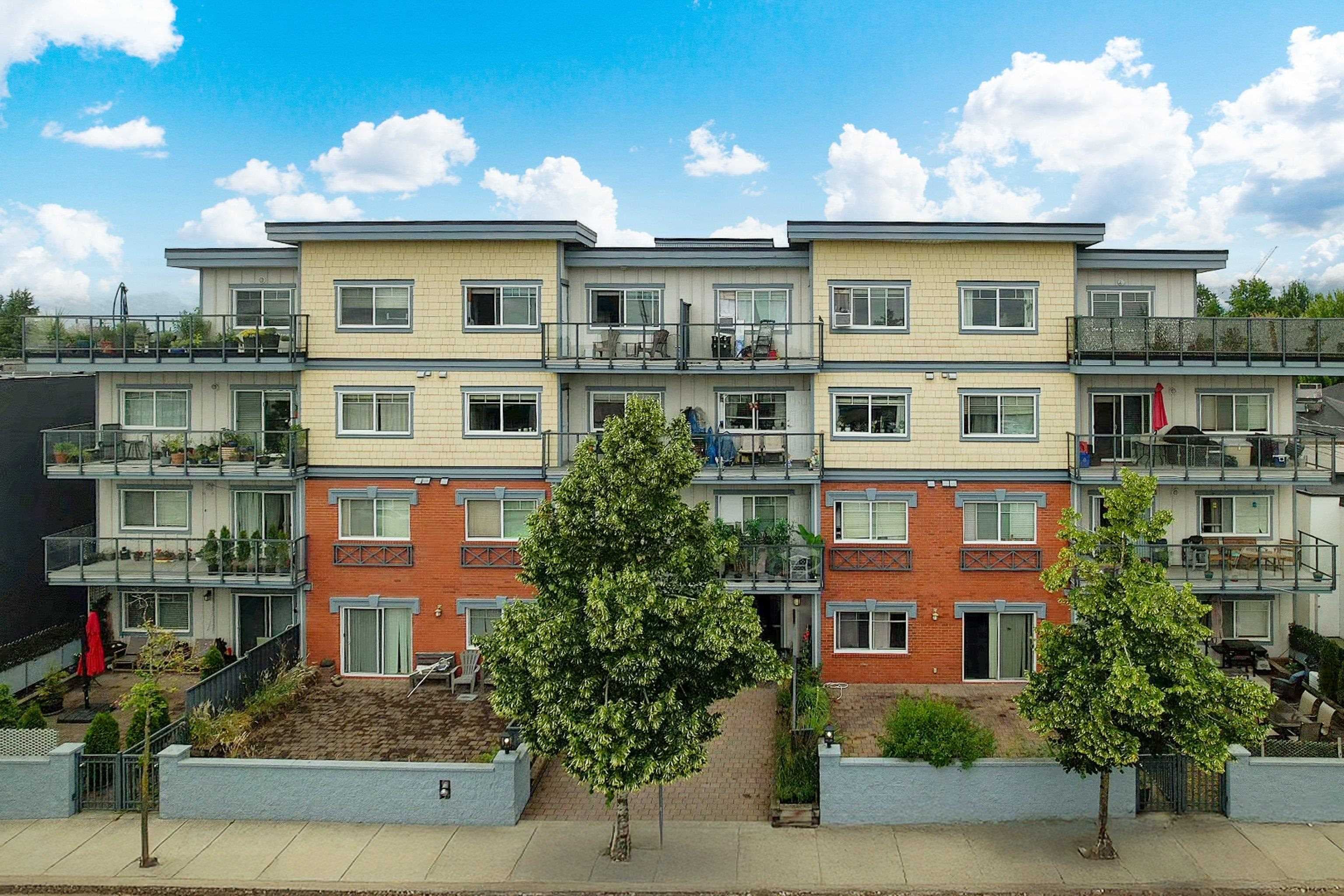 401 - 22363 Selkirk Avenue, Maple Ridge, V2X 2X6 — photo 2