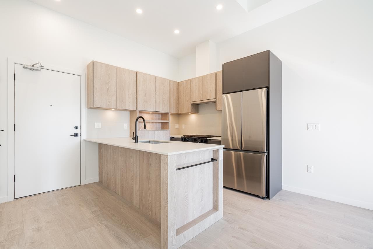 307 - 19577 65b Avenue, Surrey