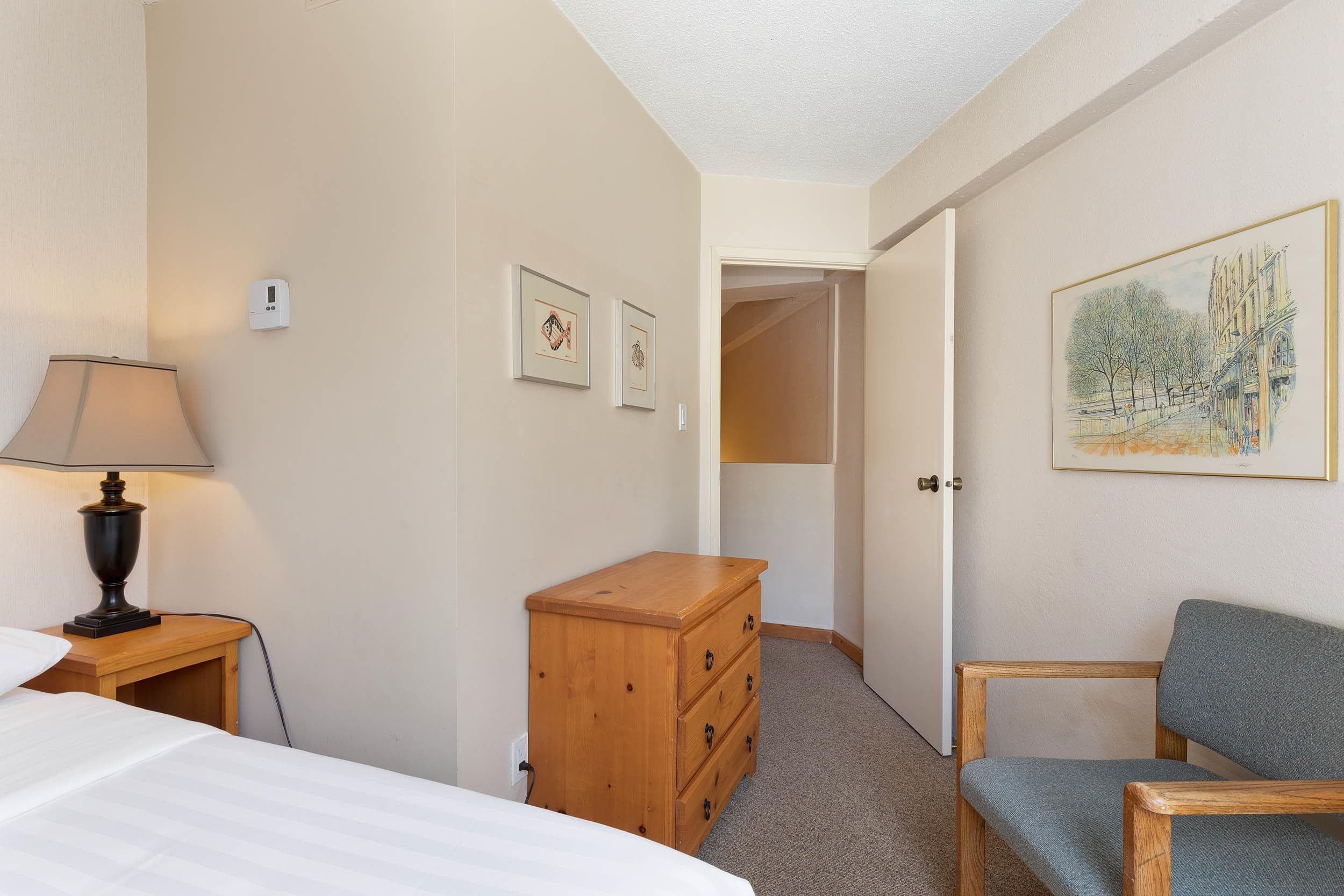 6G - 2561 Tricouni Place, Whistler, V8E 0A4 — photo 3