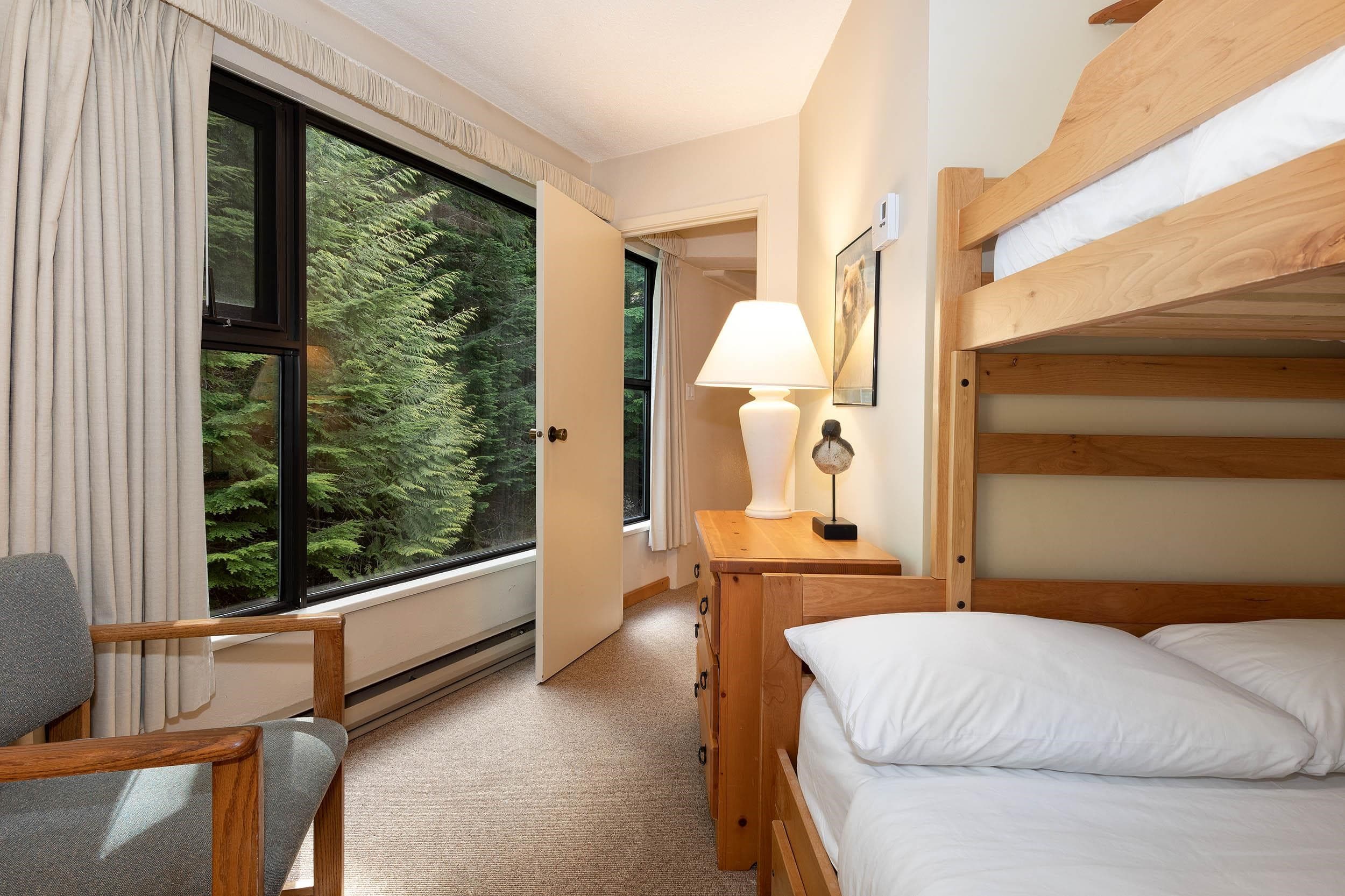 6G - 2561 Tricouni Place, Whistler, V8E 0A4 — photo 5