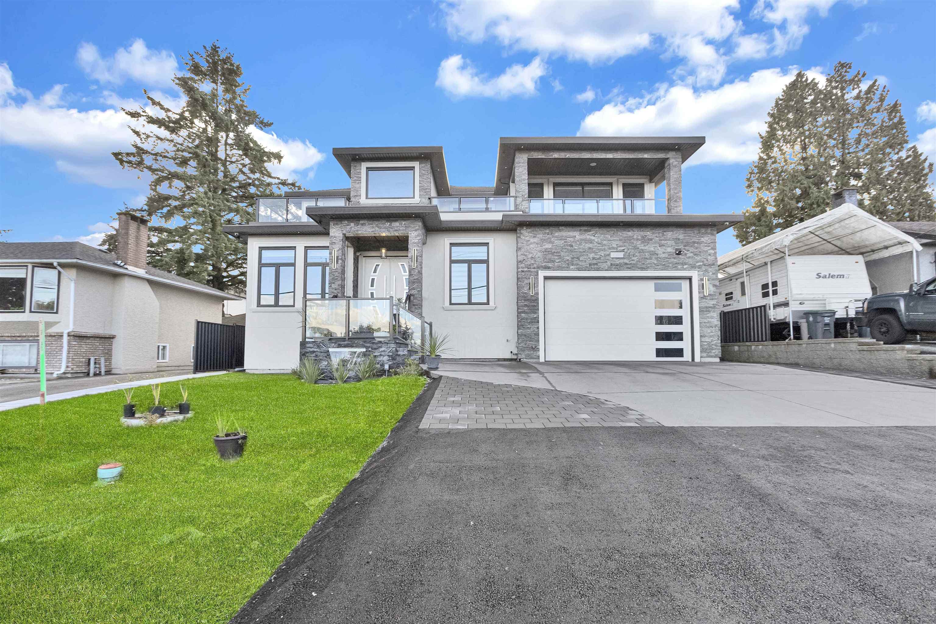 14714 111a Avenue, Surrey, V3R 2E1 — photo 1