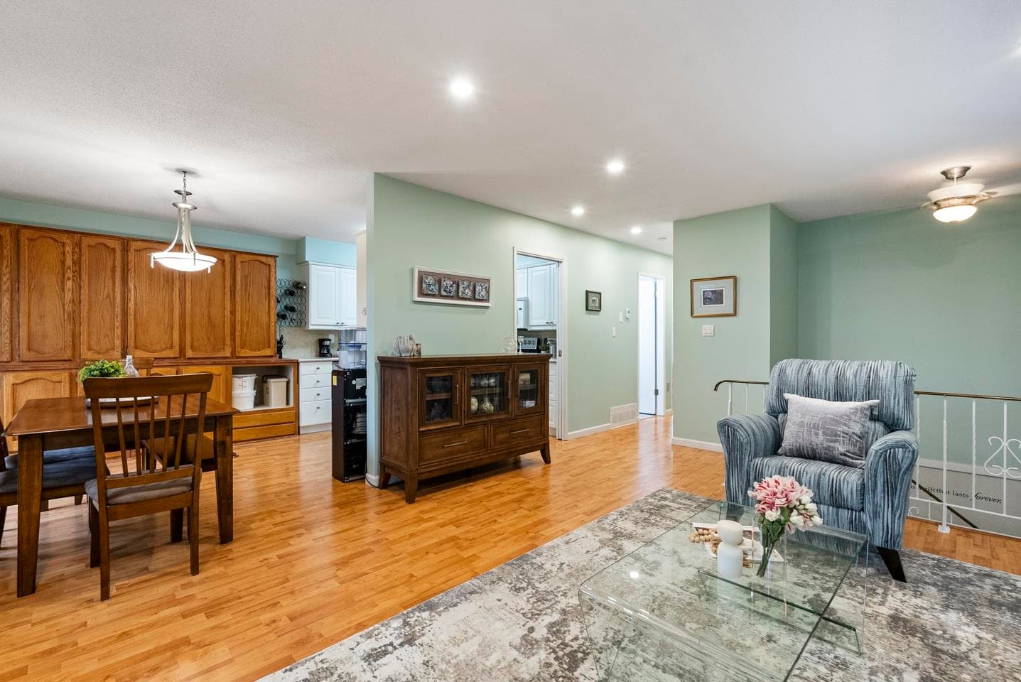 4 - 32925 George Ferguson Way, Abbotsford, V2S 6Z9 — photo 4