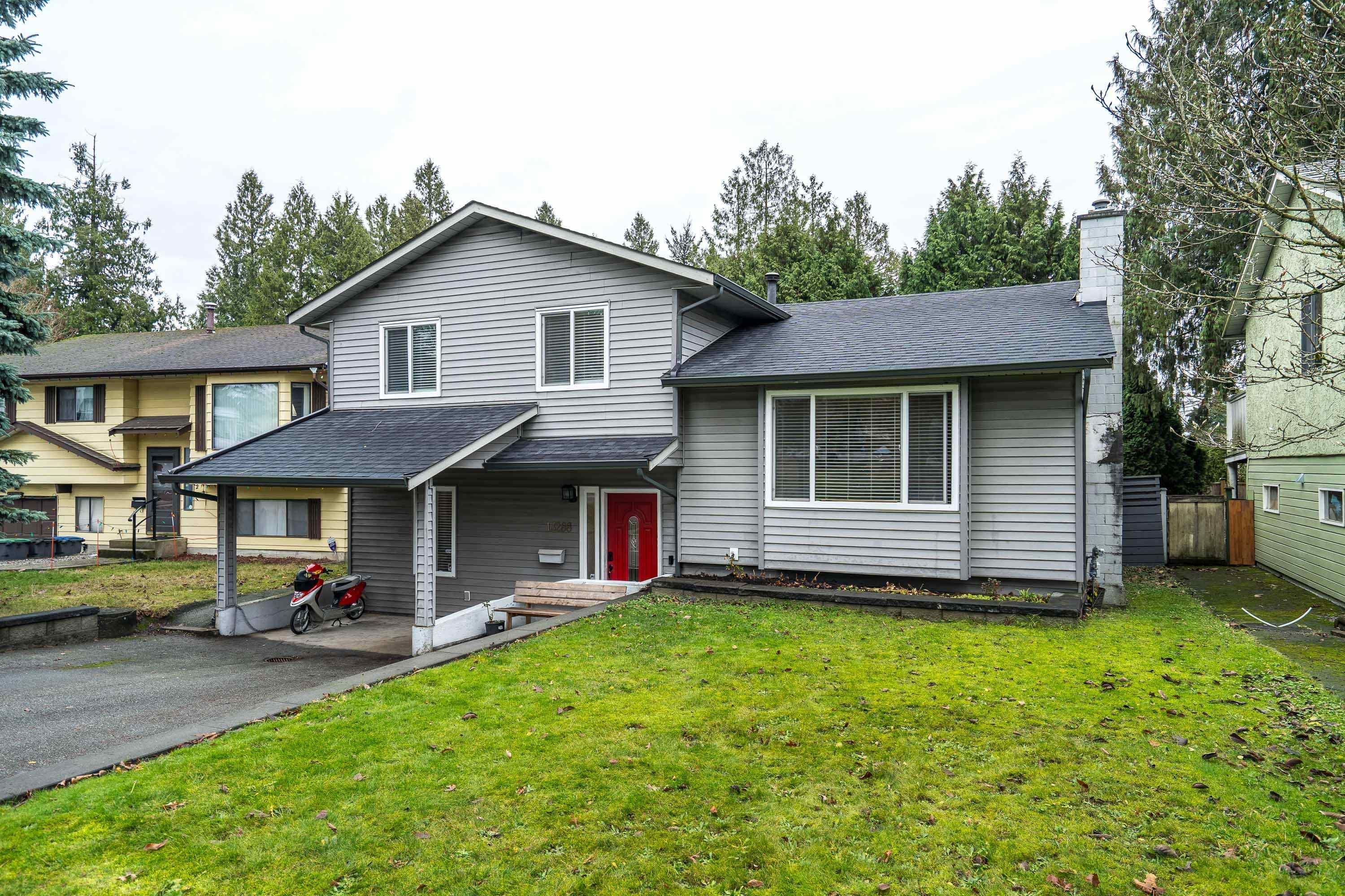 13288 64a Avenue, Surrey, V3W 7H9 — photo 2