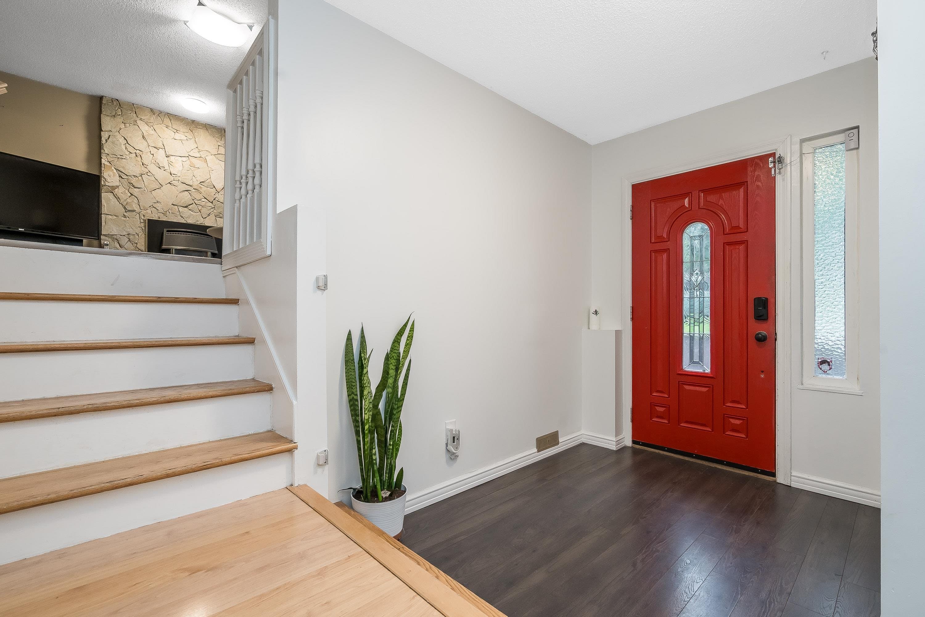 13288 64a Avenue, Surrey, V3W 7H9 — photo 5