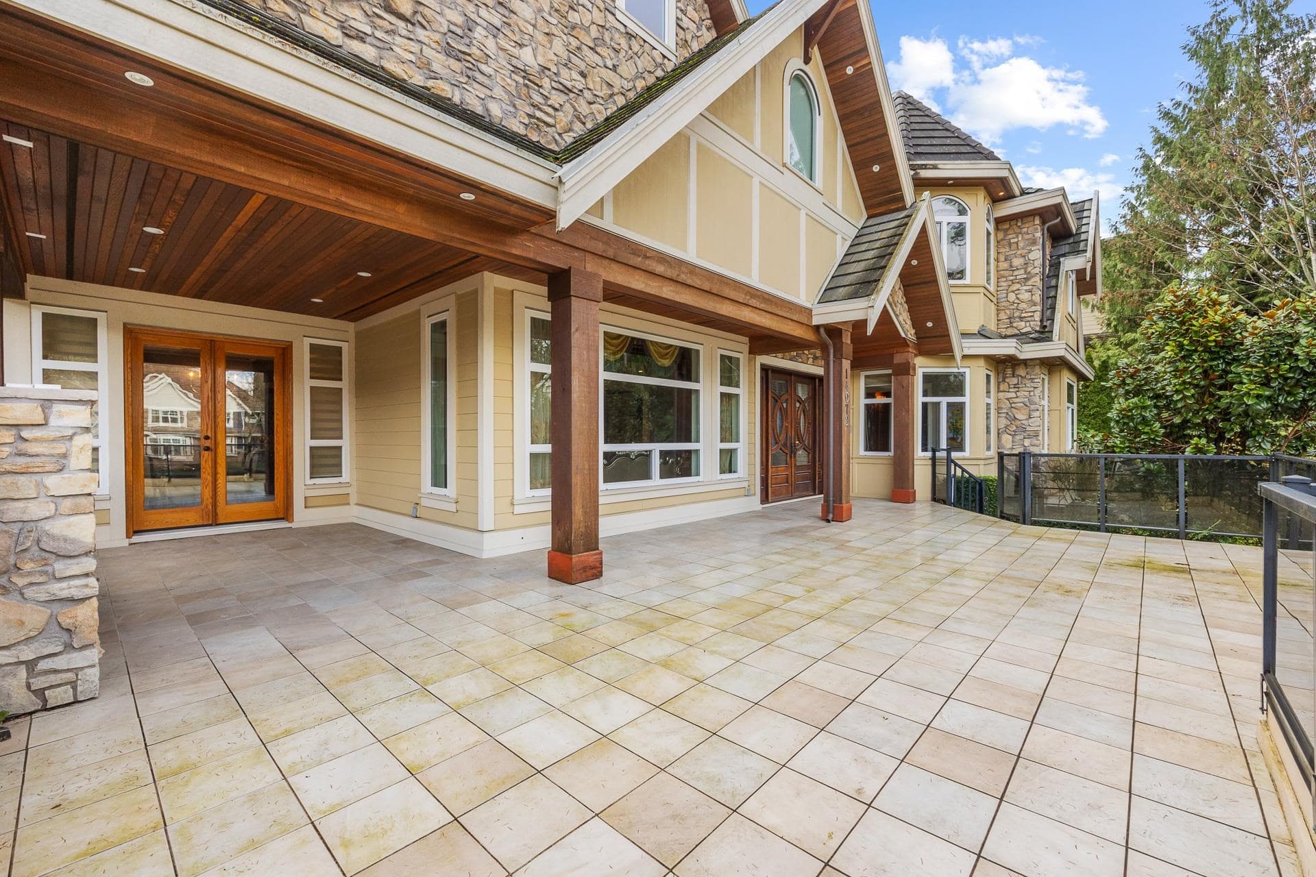 14072 32a Avenue, Surrey, V4P 0C4 — photo 3