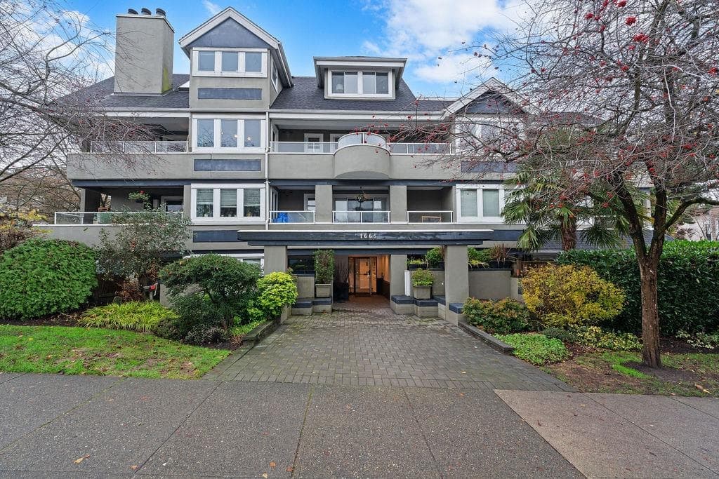 203 - 1665 Arbutus Street, Vancouver, V6J 3X3 — photo 1
