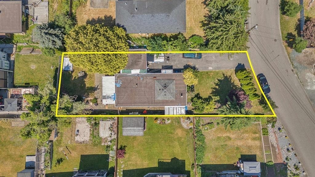 11277 134 St Street, Surrey, V3R 2Z2 — photo 2