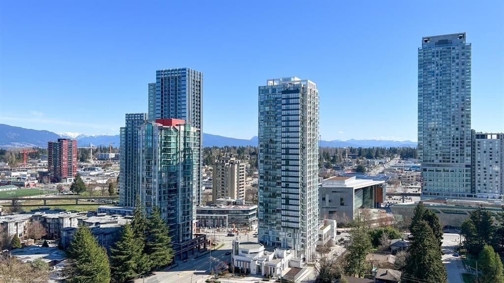 2205 - 13303 Central Avenue, Surrey, V3T 0K6 — photo 4
