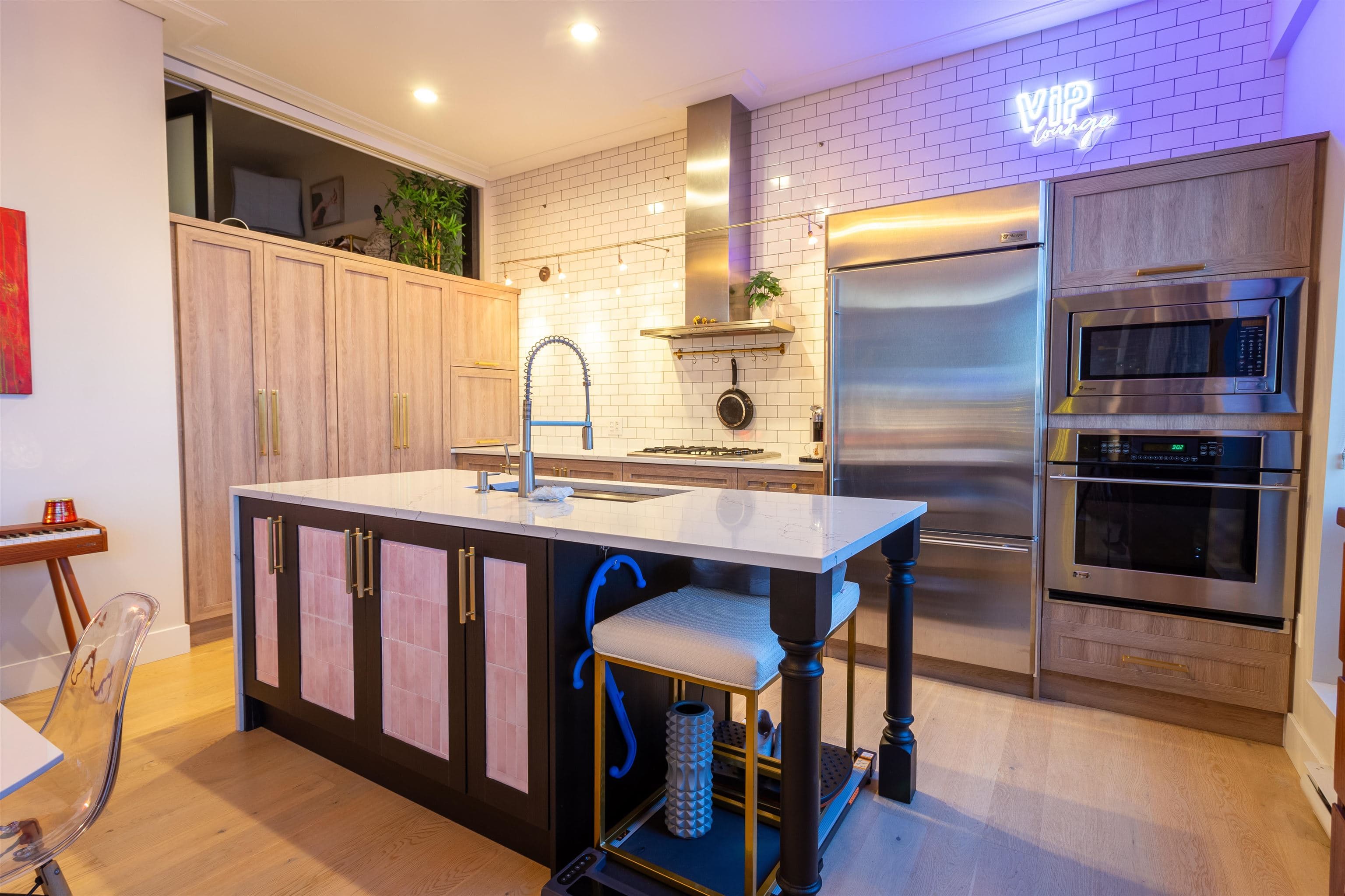 309 - 220 Salter Street, New Westminster, V3M 0H4 — photo 1