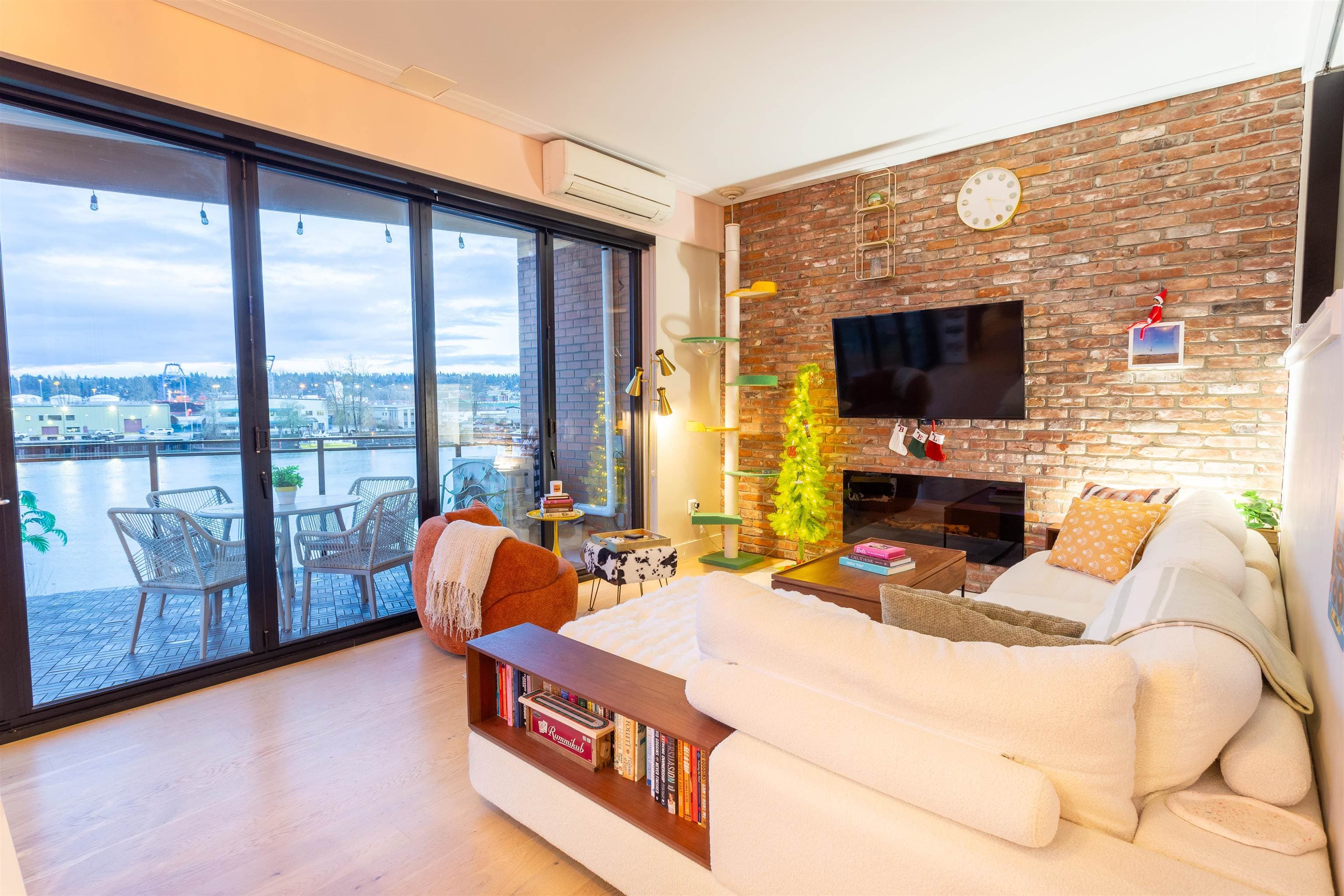 309 - 220 Salter Street, New Westminster, V3M 0H4 — photo 5