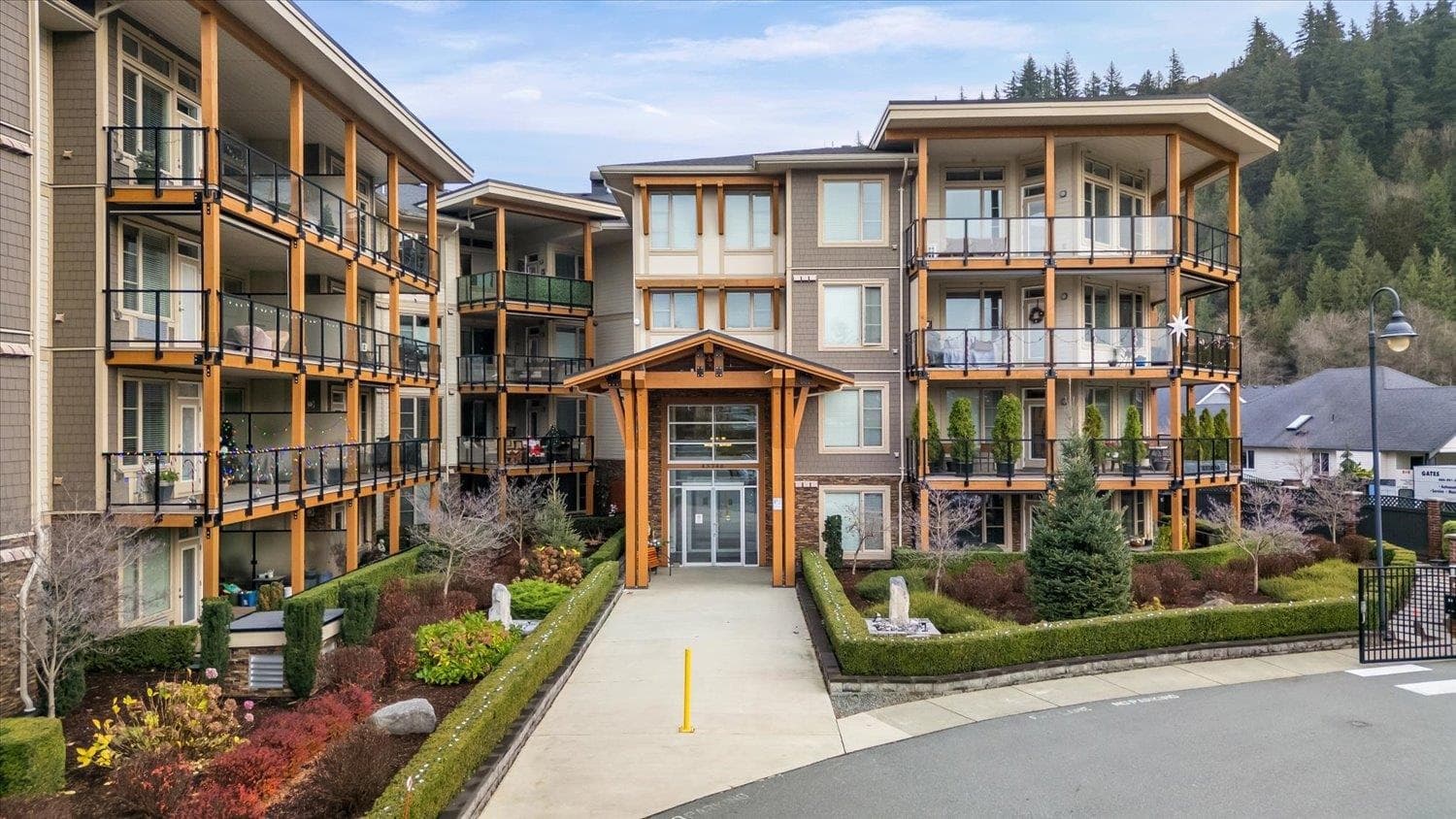 110 - 45746 Keith Wilson Road, Chilliwack, V2R 0X3 — photo 2