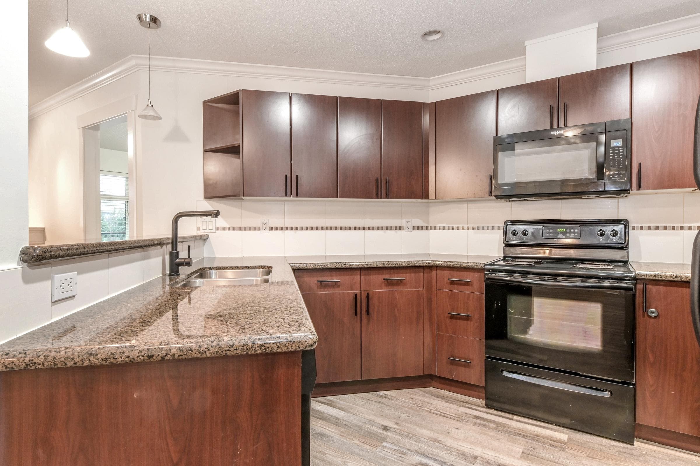 310 - 33255 Old Yale Road, Abbotsford, V2S 8R2 — photo 4