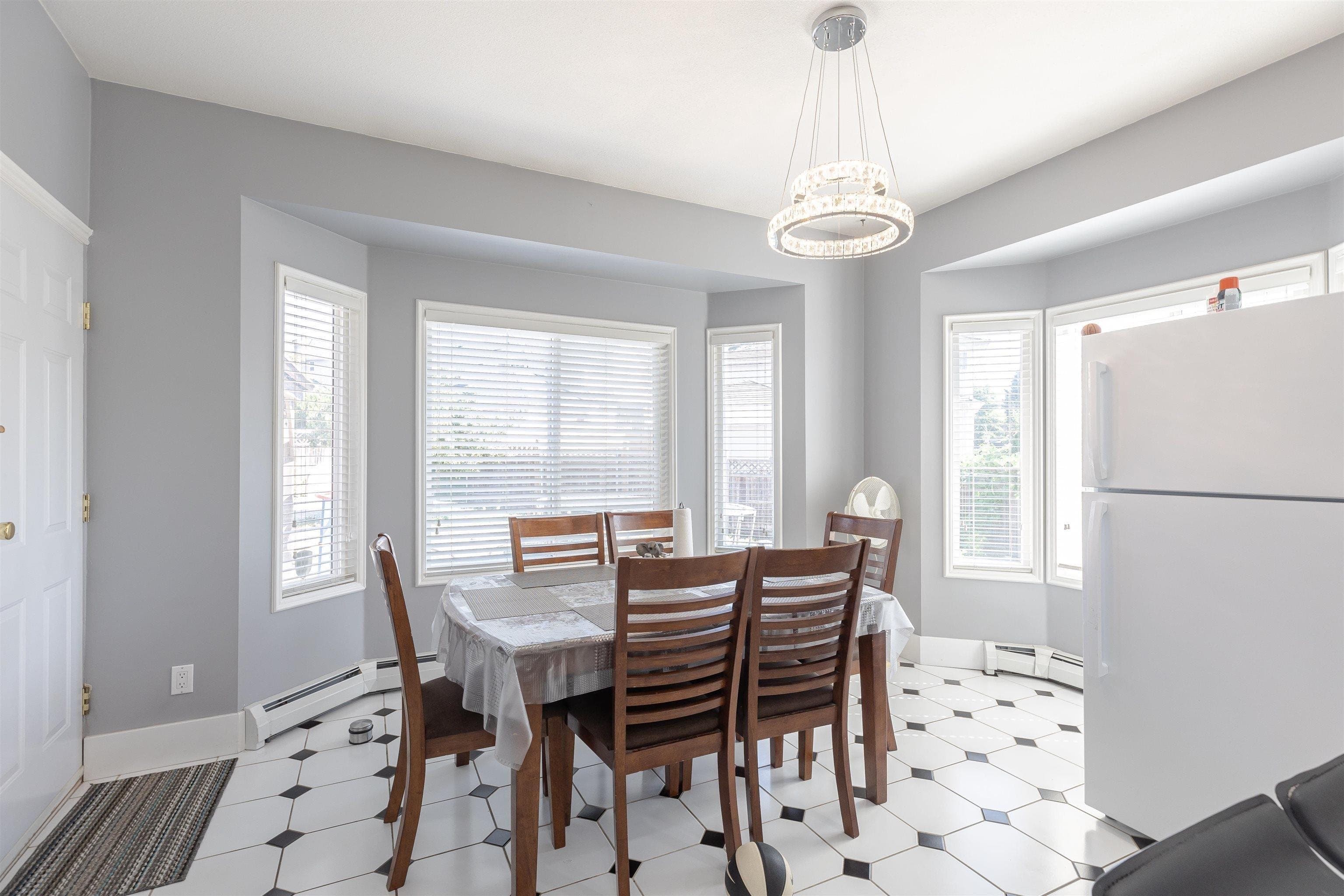 8298 151a Street, Surrey, V3S 8R1 — photo 5