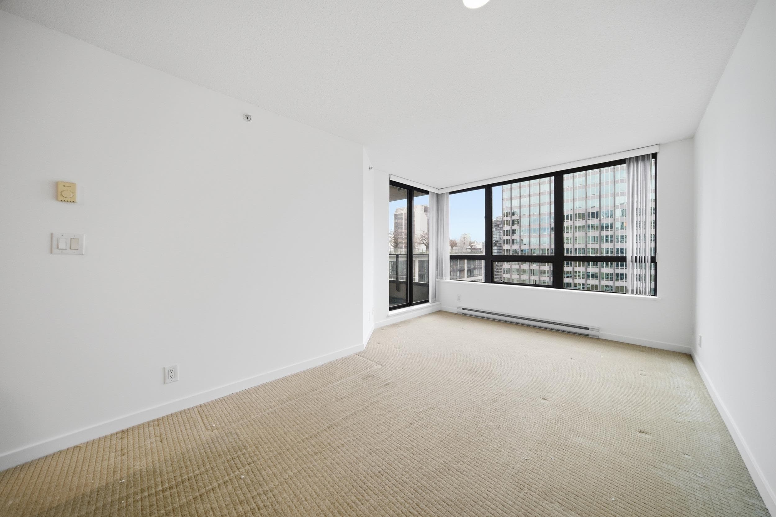 1908 - 938 Smithe Street, Vancouver, V6Z 3H8 — photo 2