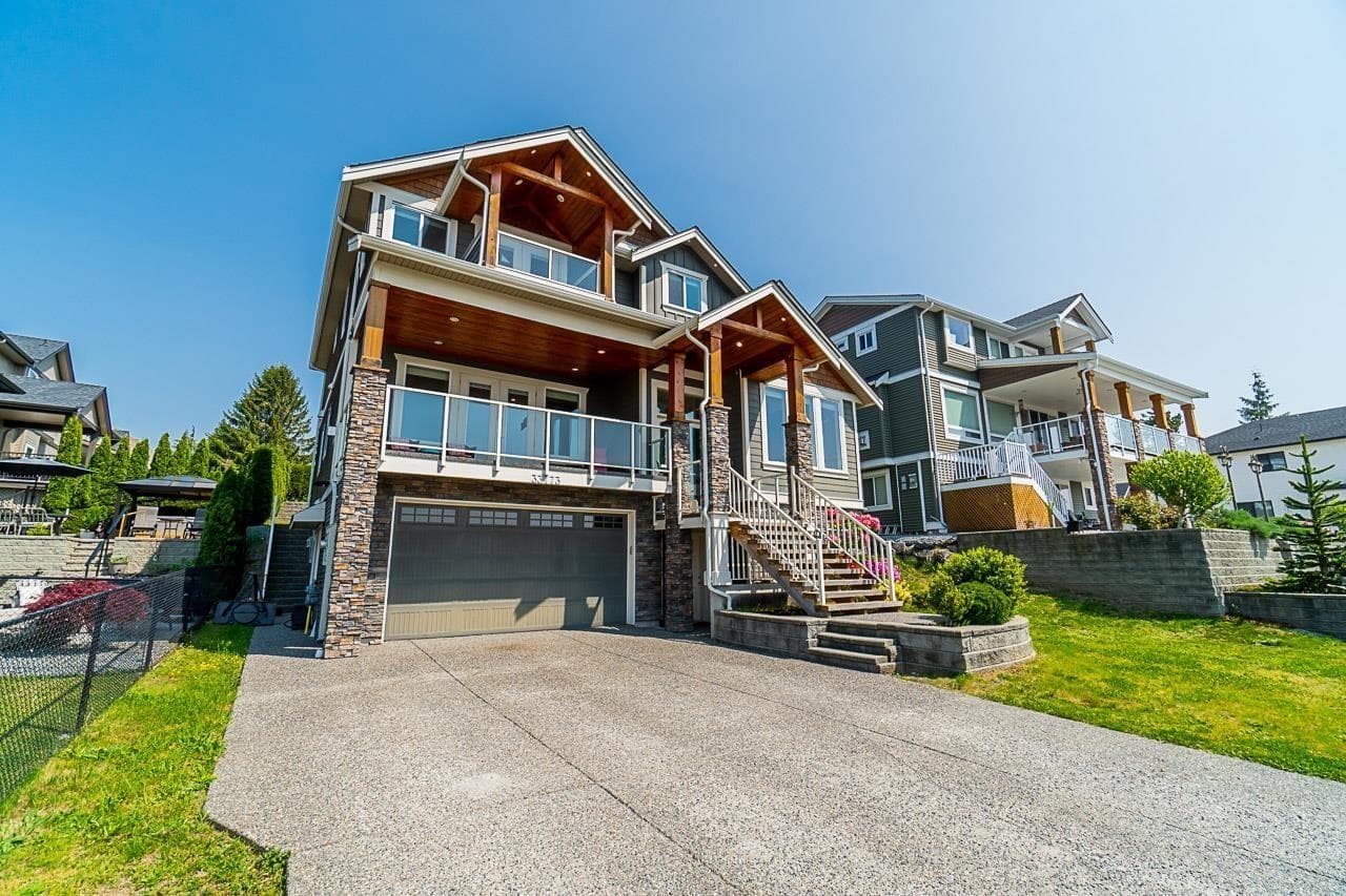33773 Knight Avenue, Mission, V2V 7C7 — photo 1
