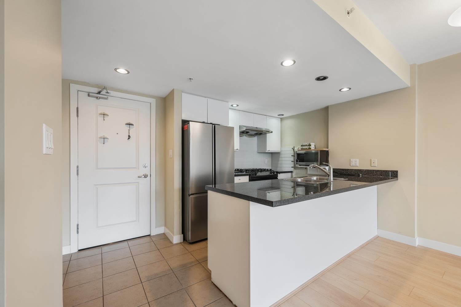 605 - 9180 Hemlock Drive, Richmond, V6Y 4J5 — photo 5