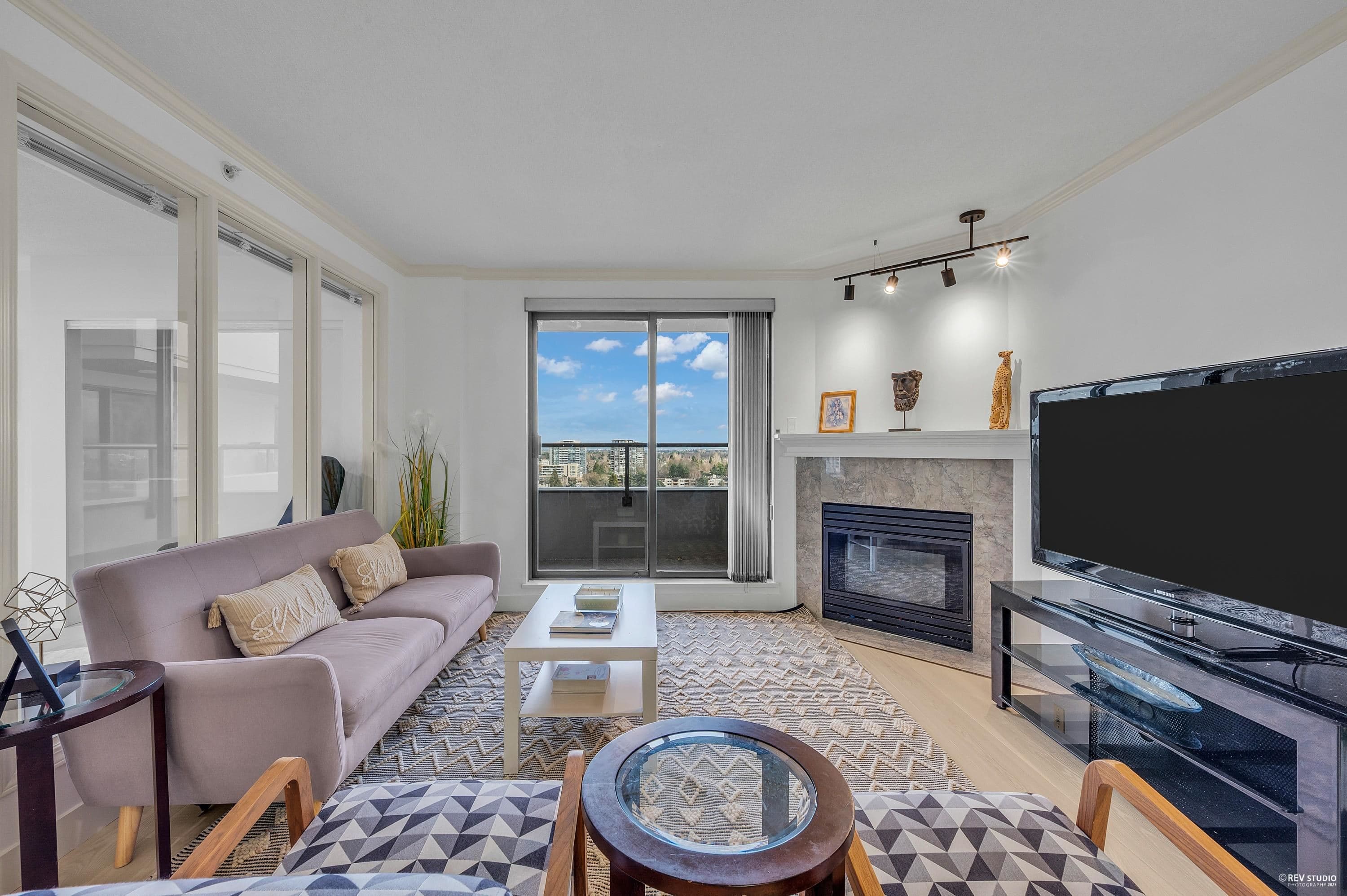 1503 - 6611 Cooney Road, Richmond, V6Y 4C5 — photo 3