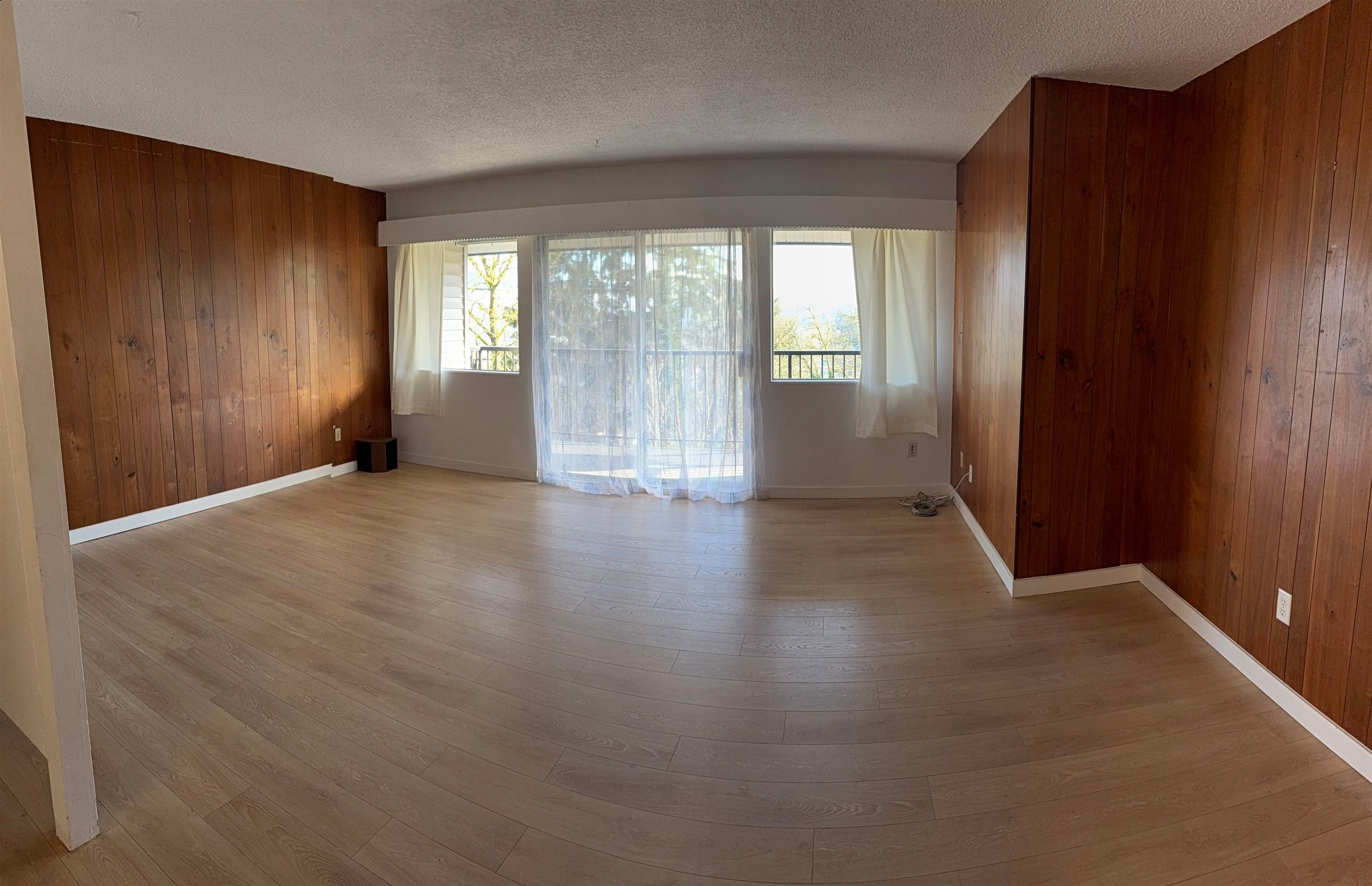 1924 Highview Place, Port Moody, V3H 1N5 — photo 2