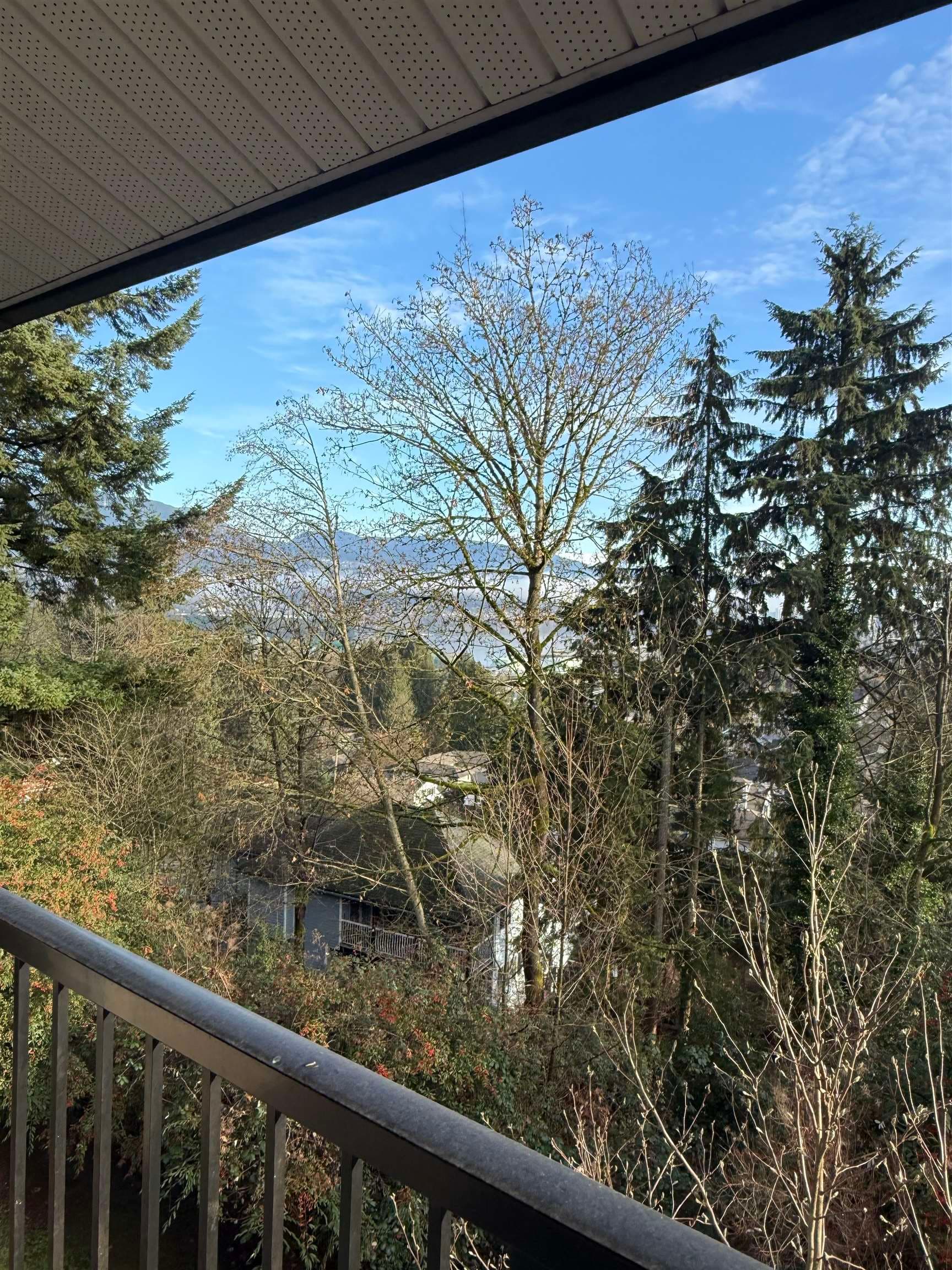 1924 Highview Place, Port Moody, V3H 1N5 — photo 3