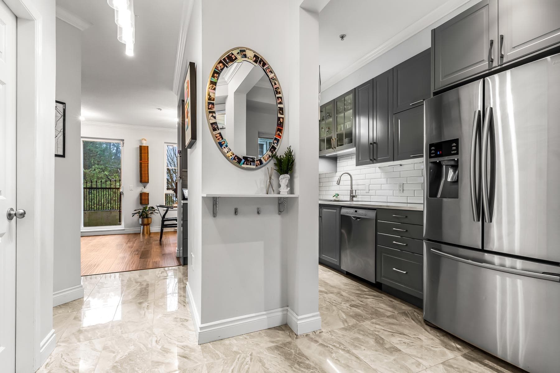 204 - 815 First Street, New Westminster, V3L 2H7 — photo 4