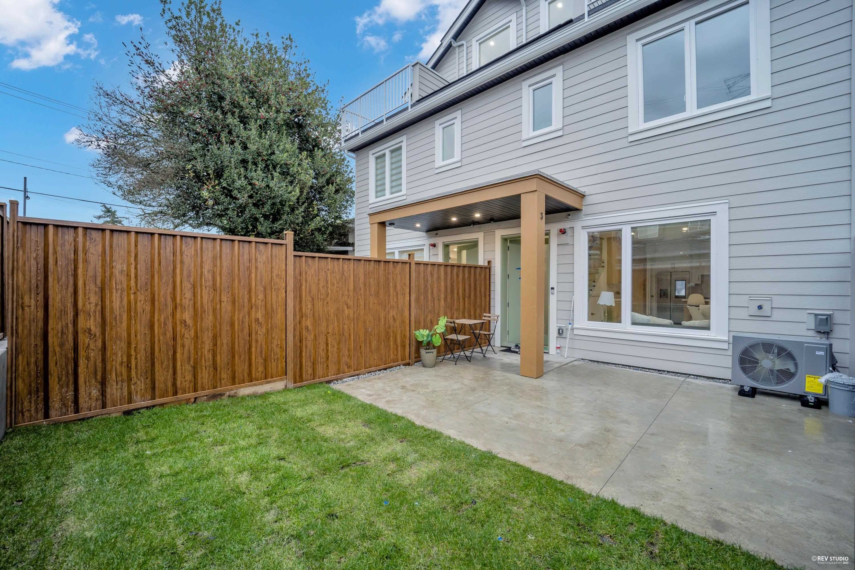 3 - 1577 E 58th Avenue, Vancouver