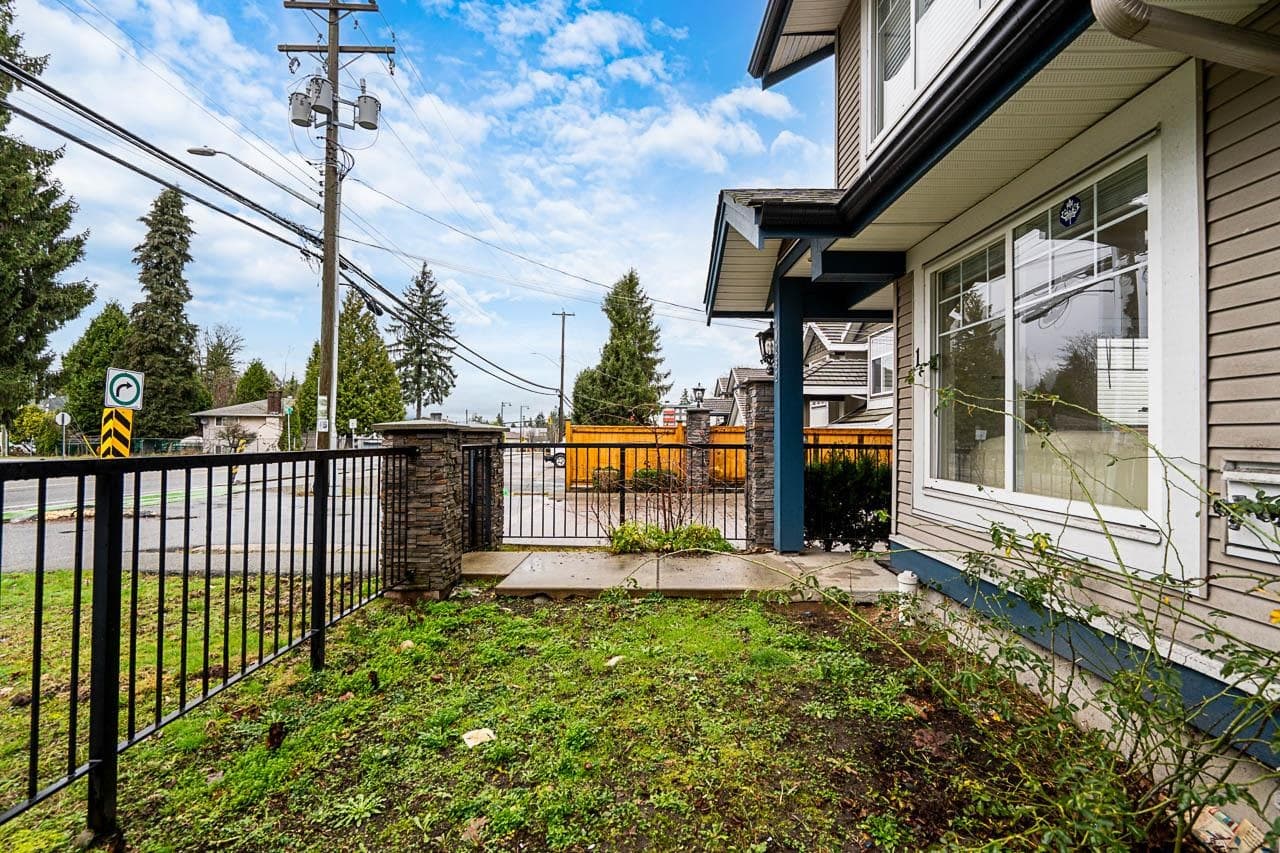 1 - 10282 132 Street, Surrey, V3T 0C4 — photo 4