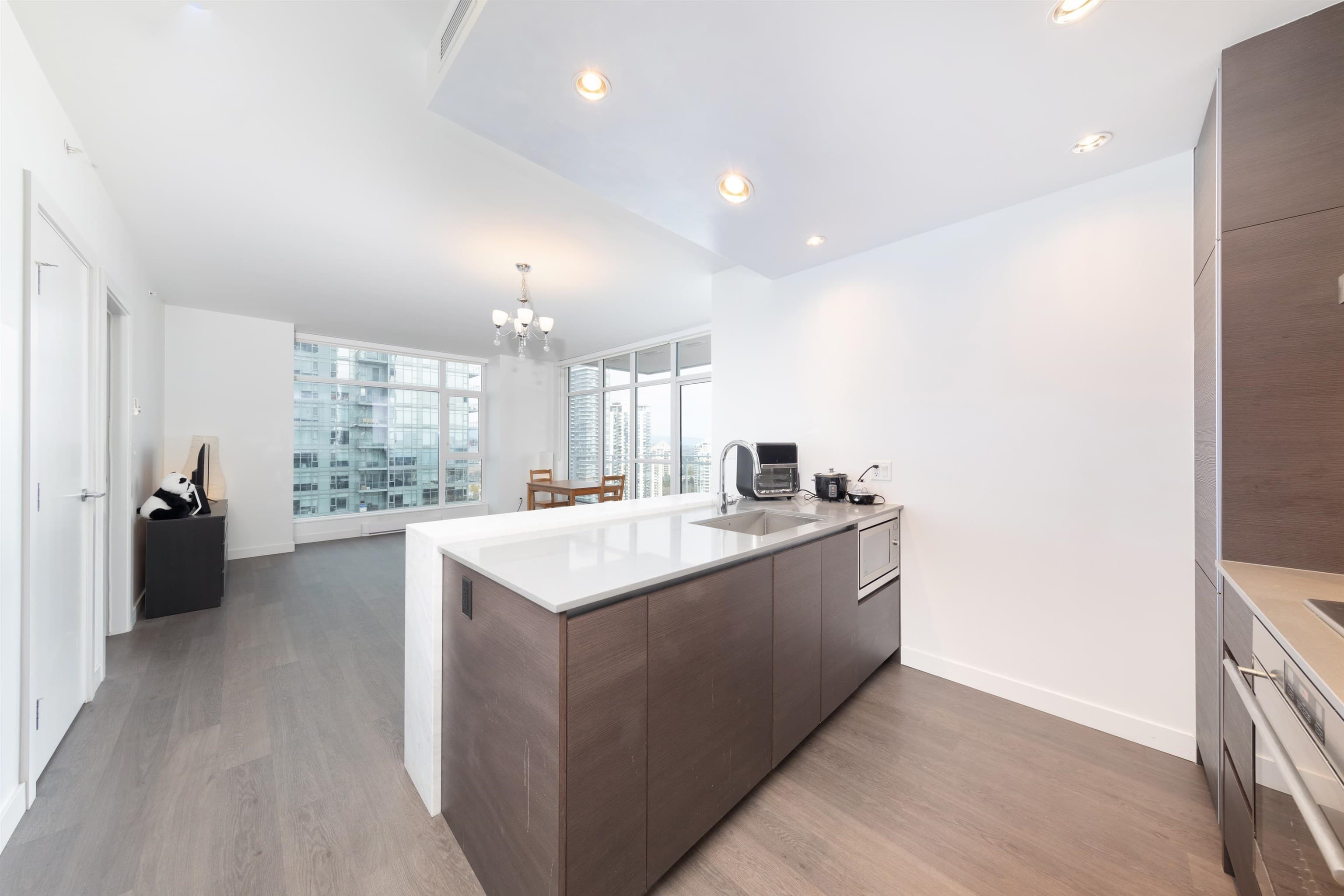 2110 - 4670 Assembly Way, Burnaby, V5H 0H3 — photo 3