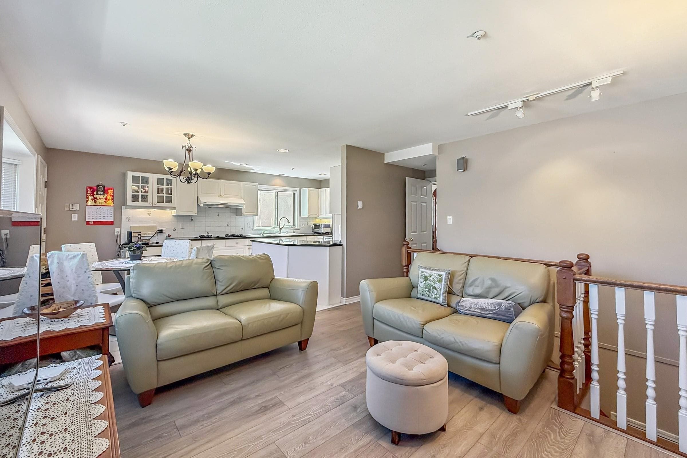 2755 W 20th Avenue, Vancouver, V6L 1H1 — photo 3